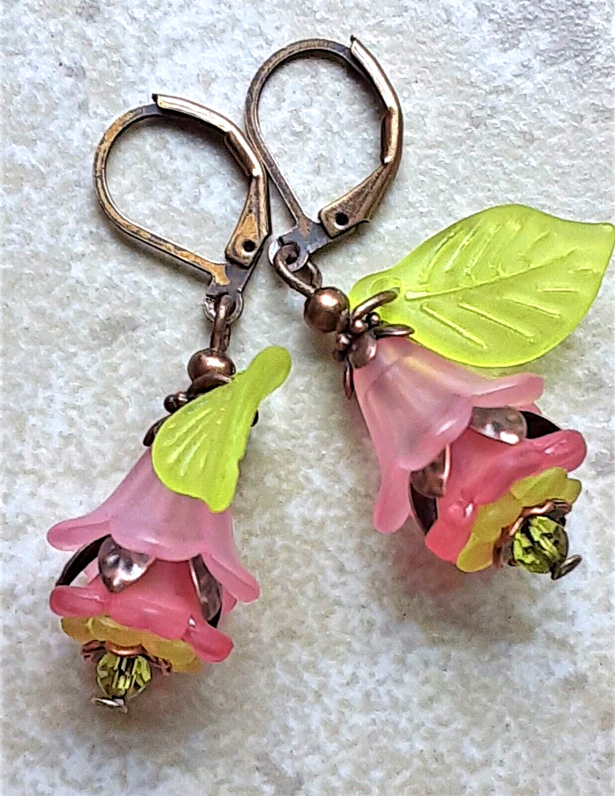PEACH PINK acrylic FLOWER & Peridot Crystal earring COPPER LEVER BACK XX