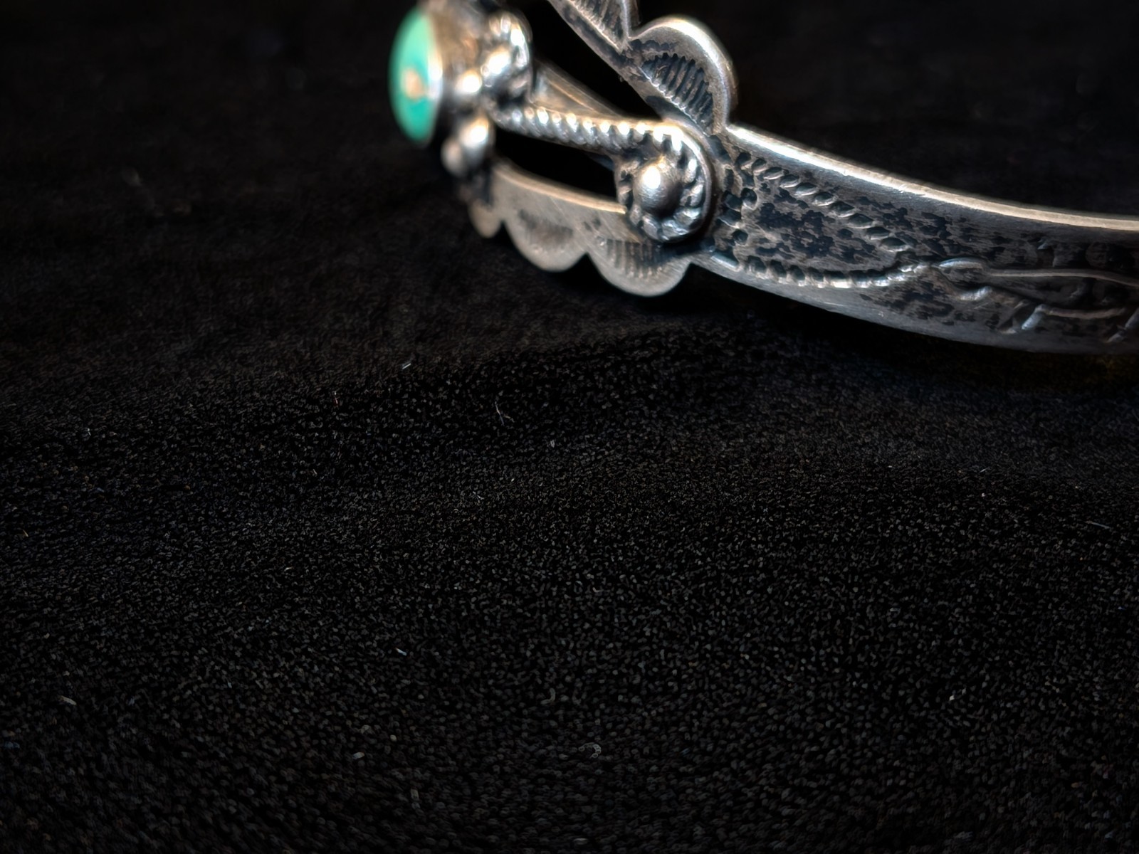 Vintage Fred Harvey Era Southwestern Sterling Silver Turquoise Cuff Bracelet