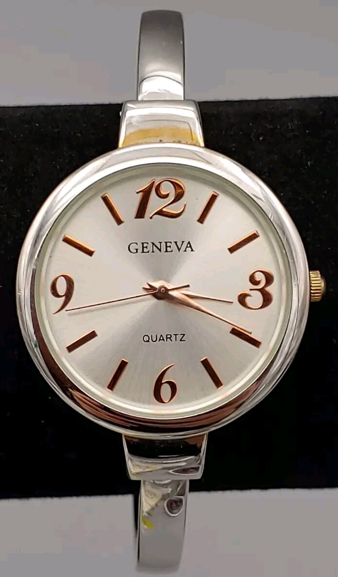 VTG Geneva Silver Tone Rose Gold Indices Women’s Cuff Watch 35mm 31023KOLF353-11