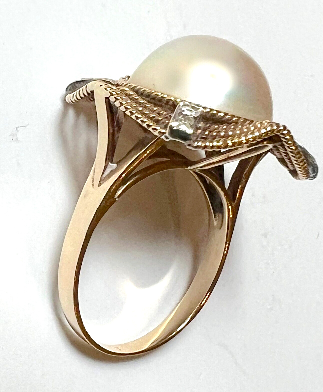 VINTAGE 8 DIAMOND & 12.4MM MABE PEARL 14K GOLD RING