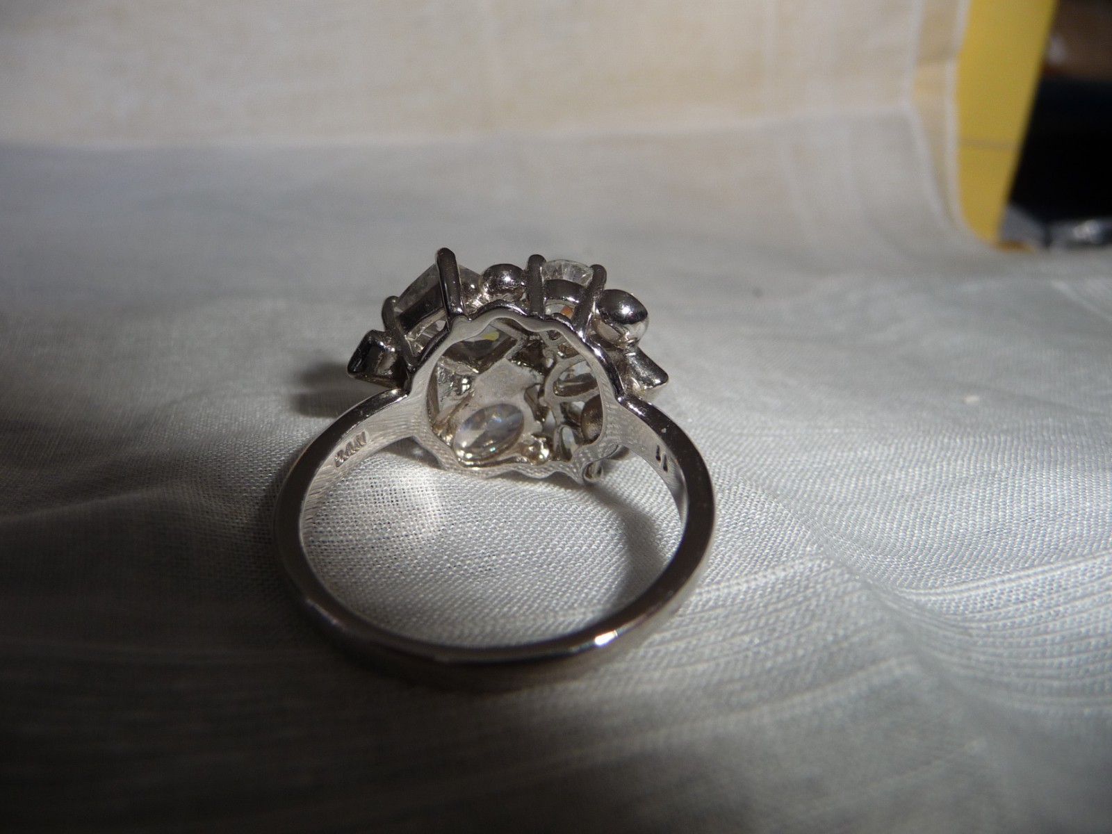 CLUSTER FAUX DIAMOND RHINESTONE MARKED NVC SILVER TONE SZ 11 RING #10/12-Q