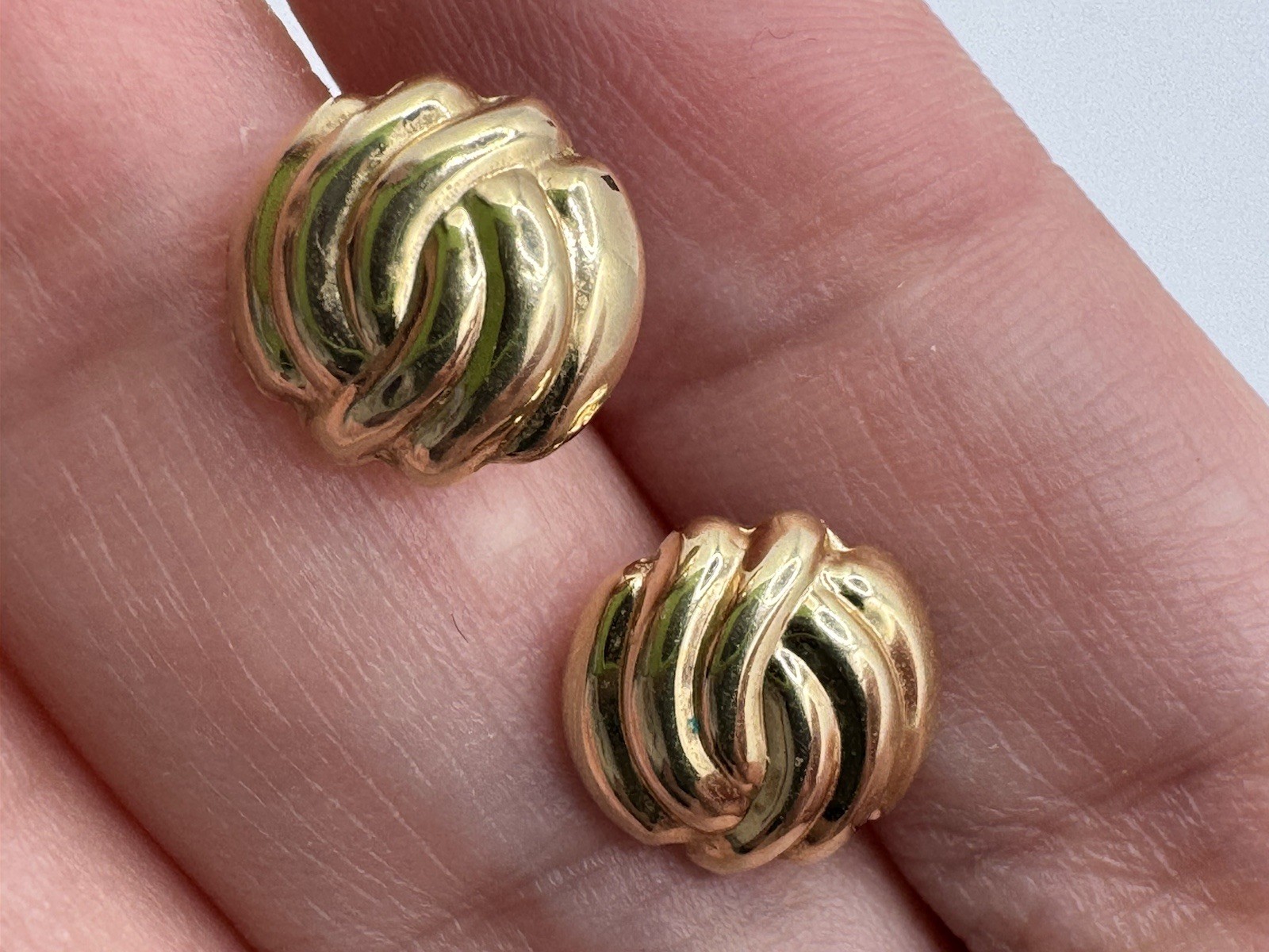 Vintage 90’s 14k Gold Knot Designed Stud small Earrings 0.82gr
