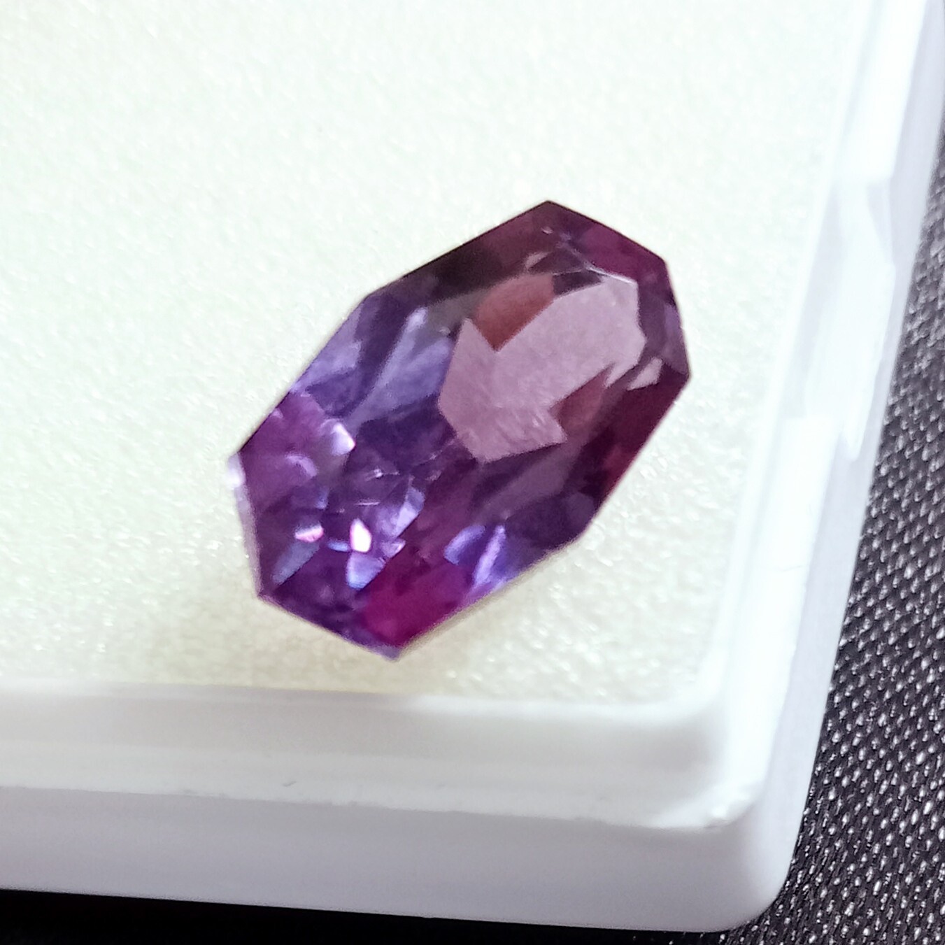 Alexandrite Colour Changing Natural Fancy Cut 10-12Ct Certified Gemstone