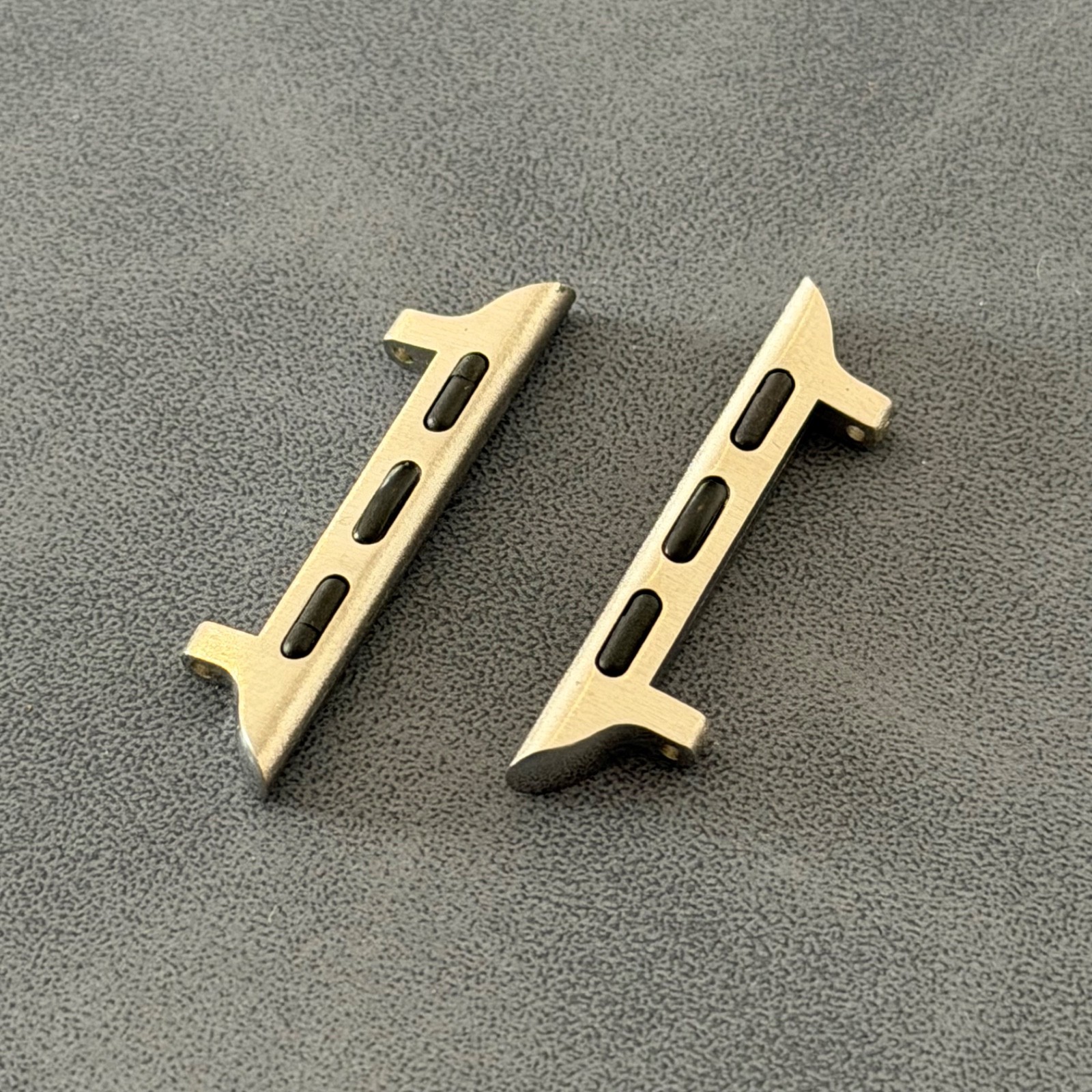 Connectors for Apple Watch 18mm Lug Adapters 41mm 42mm 46mm 45mm 49mm 40mm 38mm