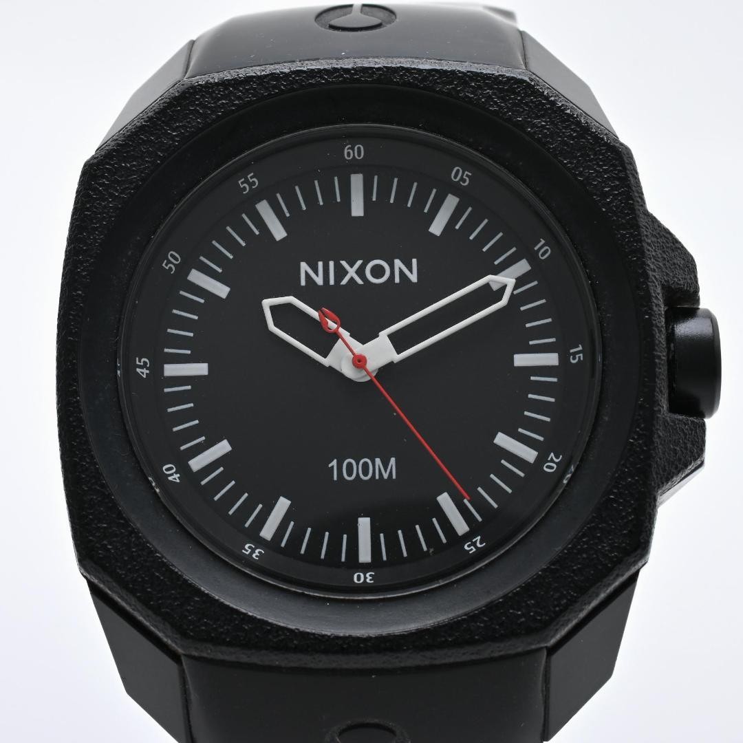 Excellent condition, fully functional NIXON THE RUCKUS all-black polycarbonate g