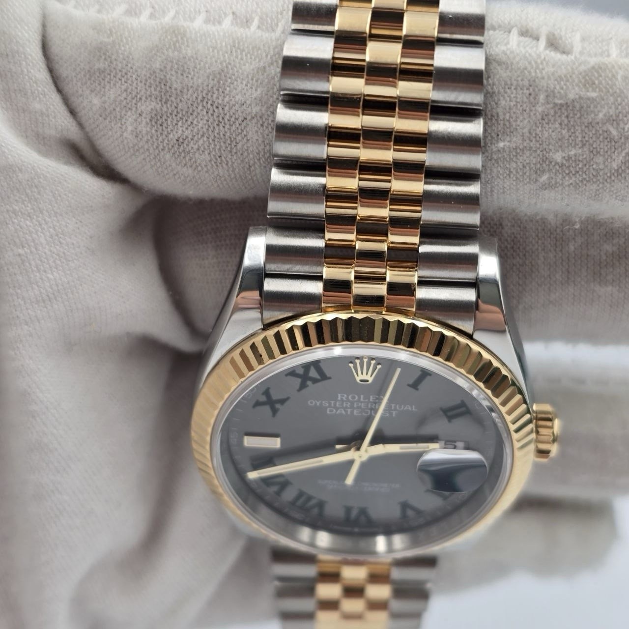 PAPERS 2025 Rolex Datejust 36mm Wimbledon Yellow Gold Fluted Jubilee 126233 BOX