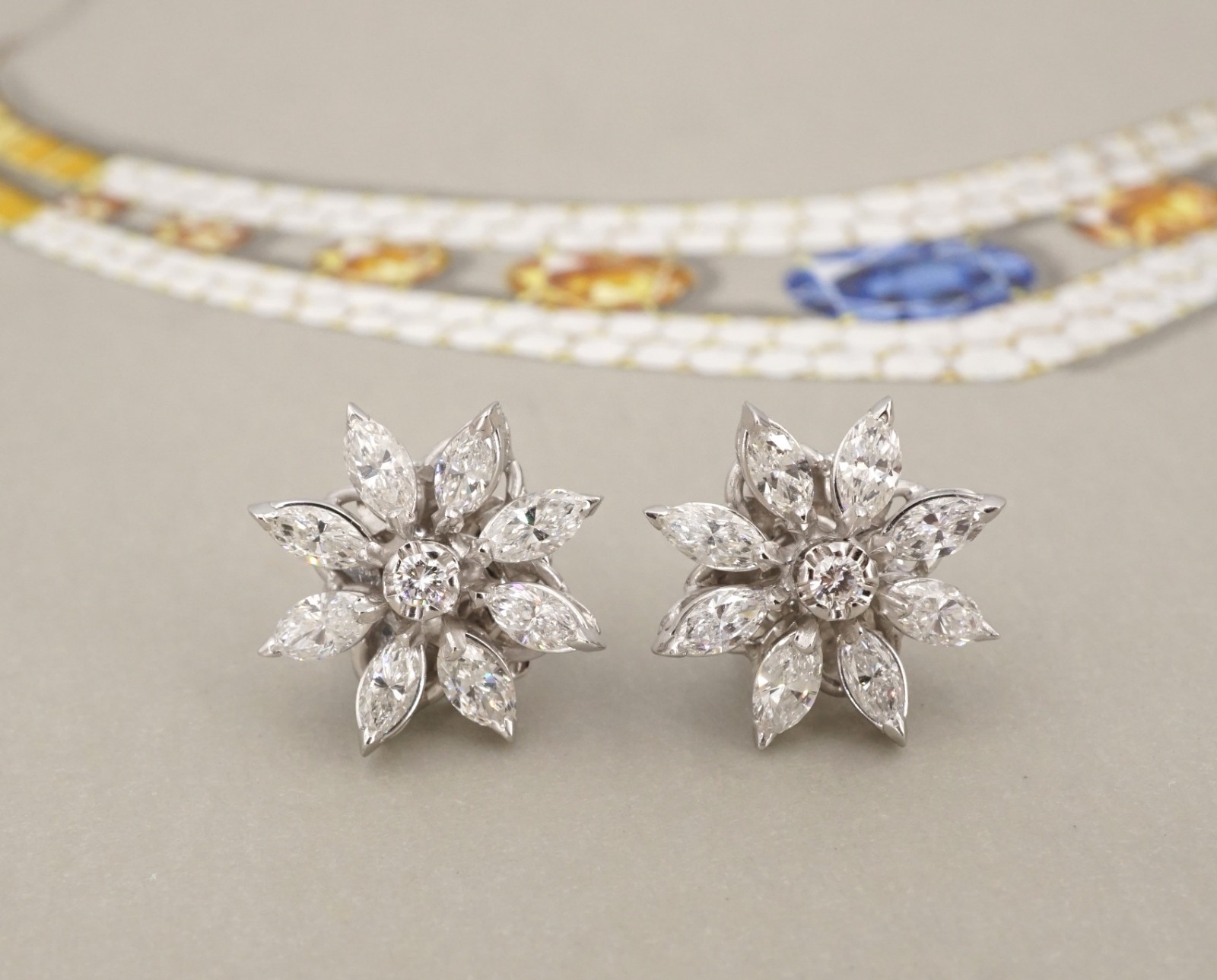 Asprey 18k Gold Daisy Heritage Diamond Cluster Stud Earrings 2.2ctw CO1300