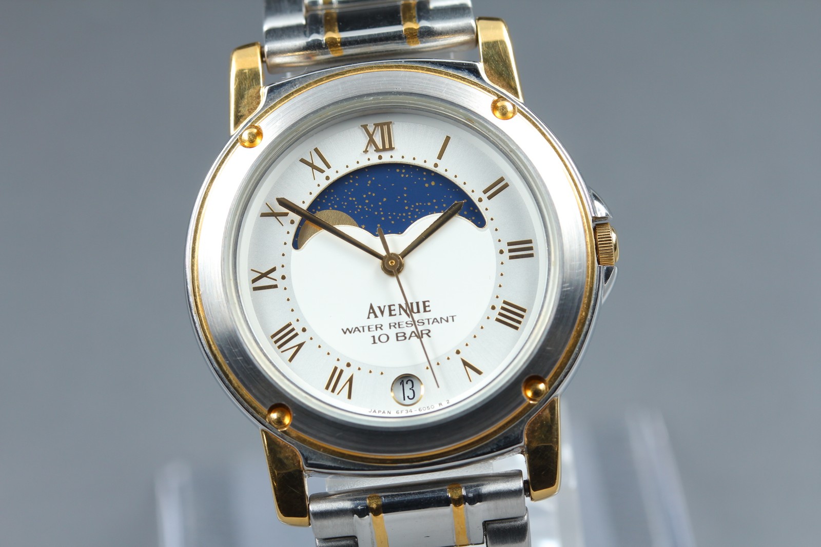 Vintage 1992 [Near MINT] Seiko Avenue 6F34-6040 Moon Phase Qz Mens Watch JAPAN
