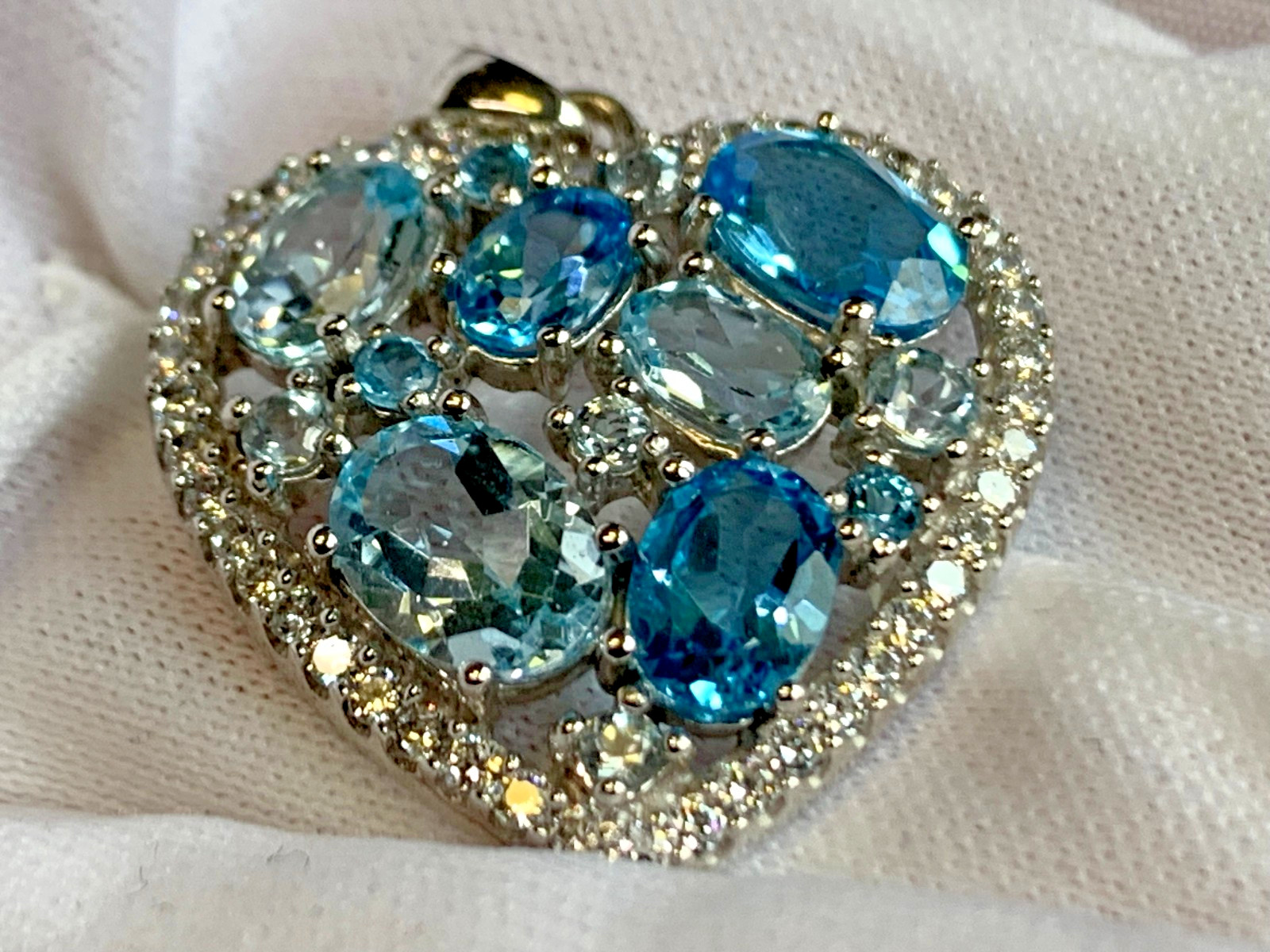Sterling Silver Heart Pendant 5.46g Fine Jewelry Aquamarine Look Charm *READ*