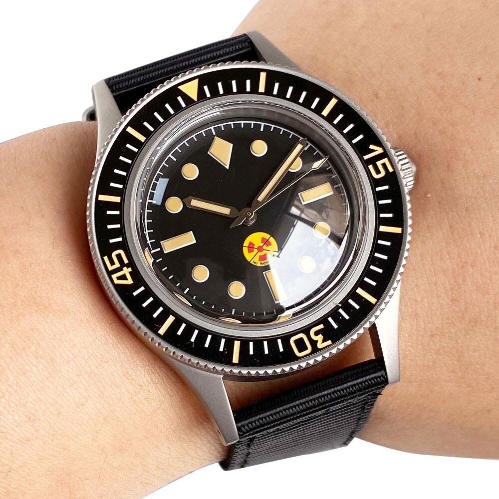 Radiation Dial 50-Fathoms Sapphire Glass Men Retro 40mm NH35A Automatic Watches