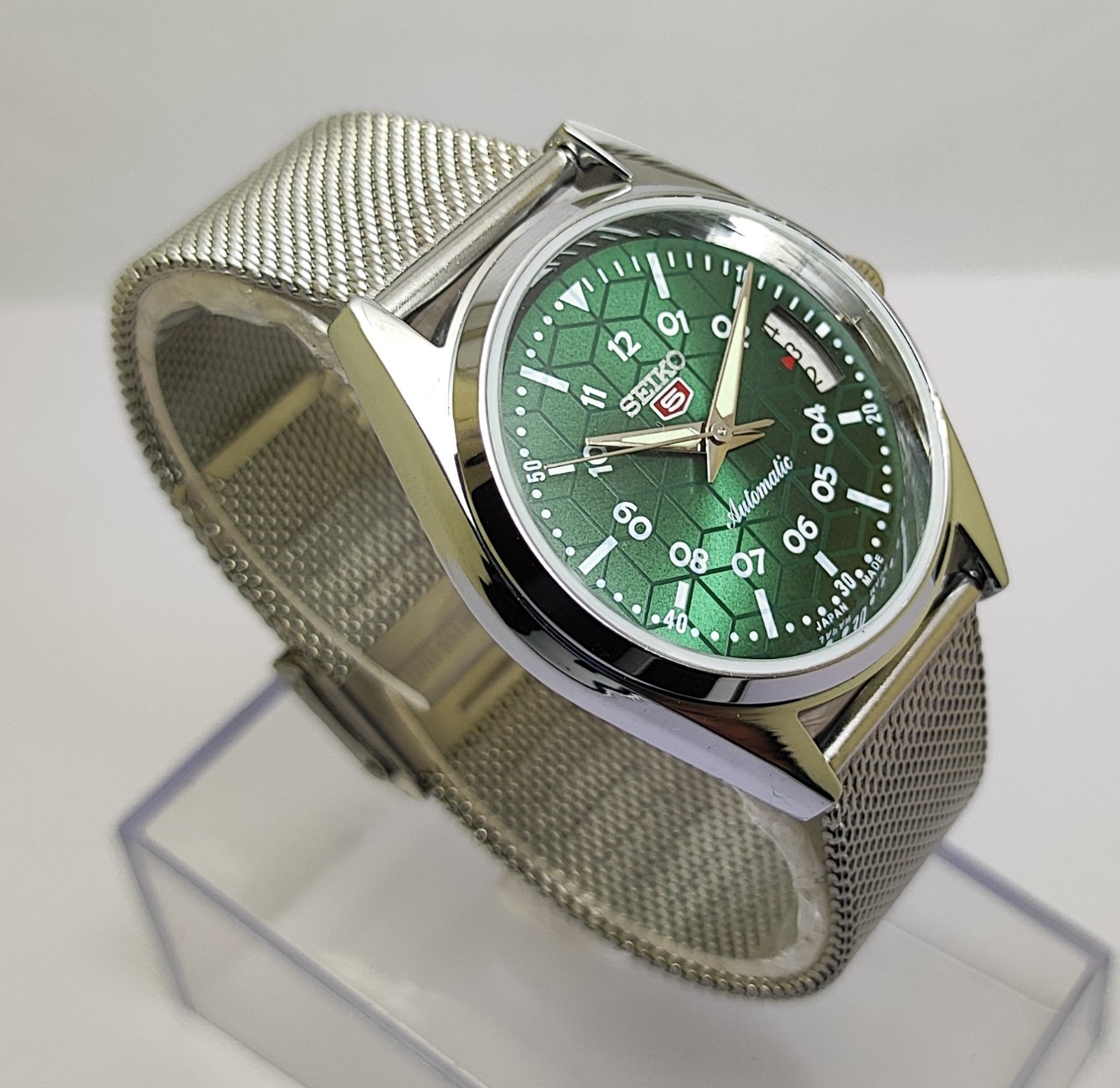 Refurbished Automatic Men’s Watch Day Date | Classic Vintage Style | Steel Strap