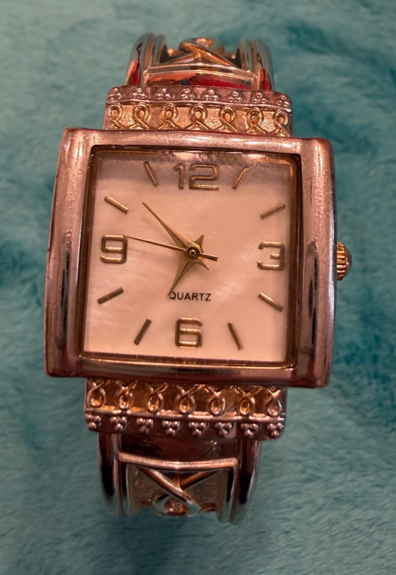 Accutime Watch Corp. Women’s Quartz Fashion Watch – Works!