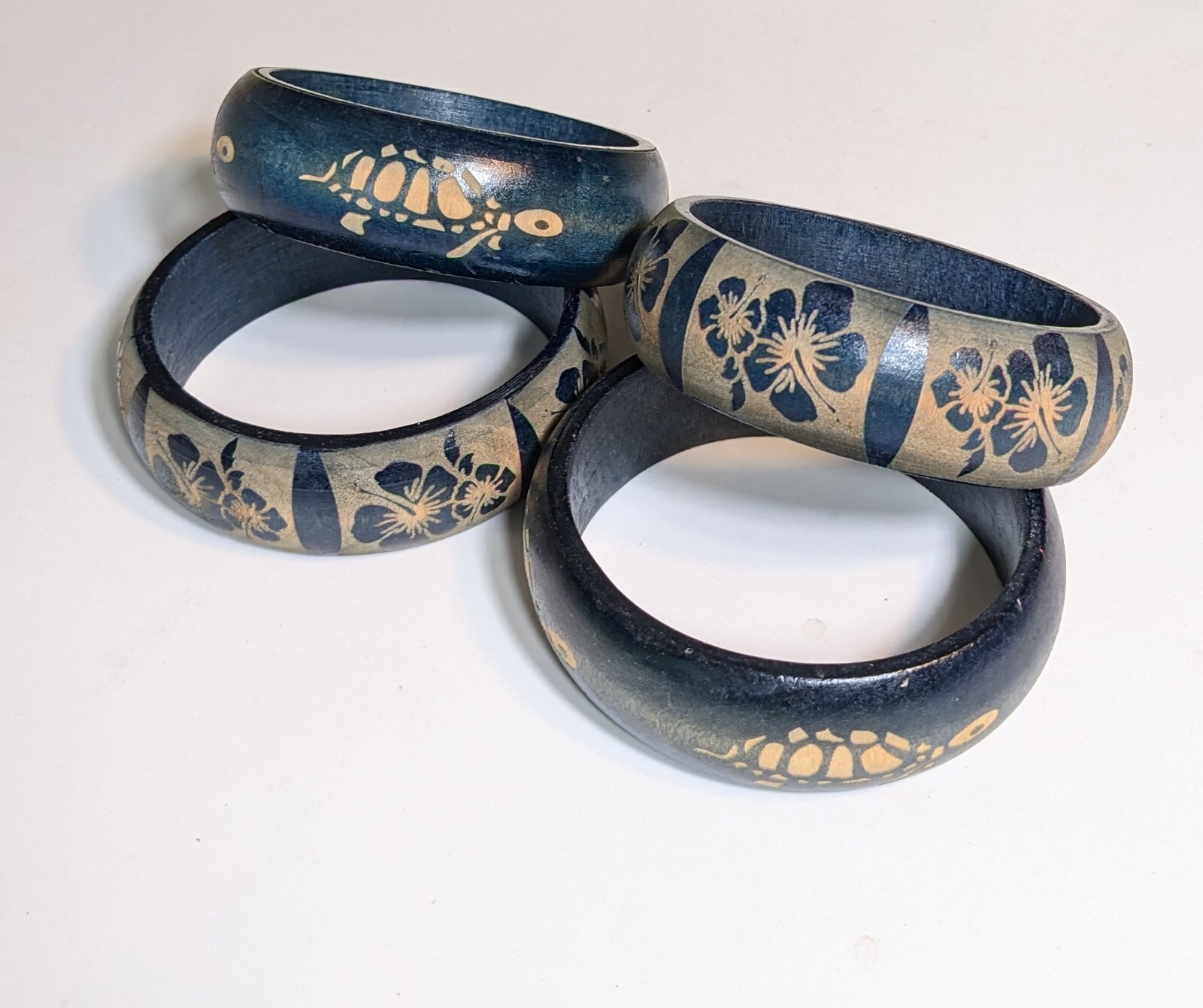 Bulk Lot Treasure Lot Blue Wood bangles Jewelry Small Bag 30 pcs Goodie Bag