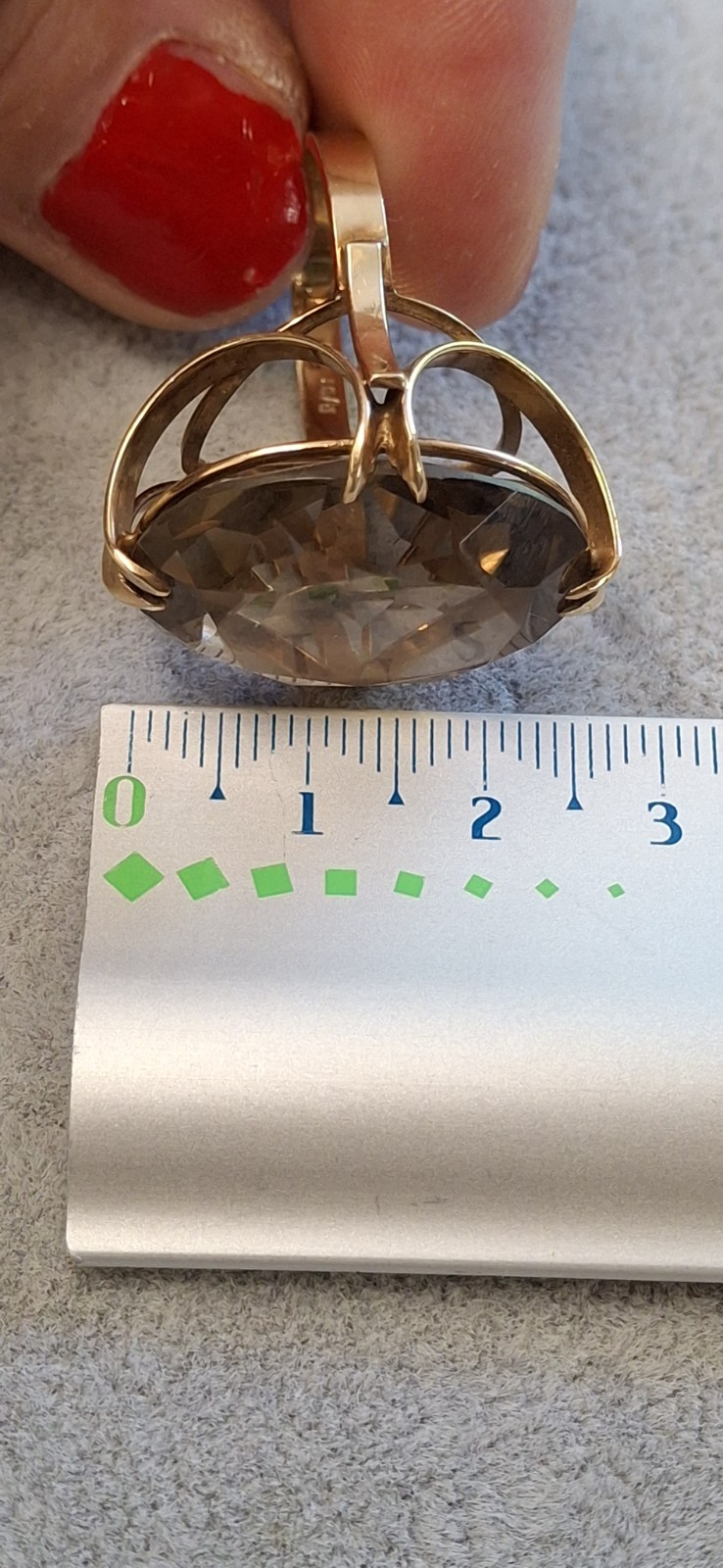 9ct Gold Chunky Smokey Quartz Ring Size O