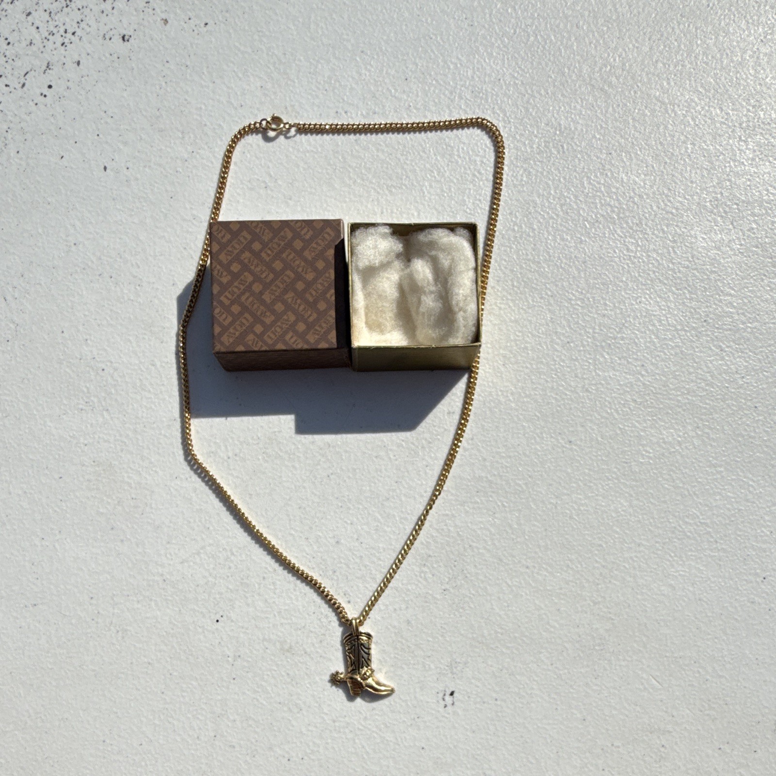Avon Signed Western Cowboy Boot Charm Pendant Necklace Gold Tone Box Chain