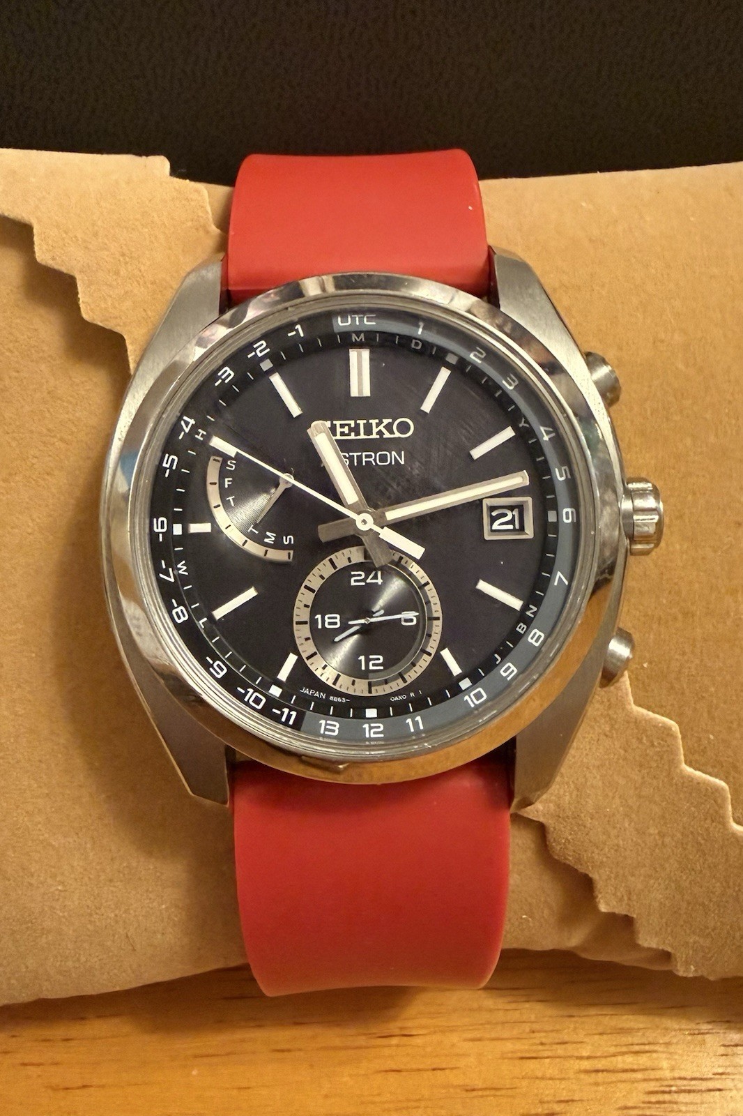 Seiko Astron SBXY015 JDM Titanium Solar Radio Controlled Full Set Box & Papers