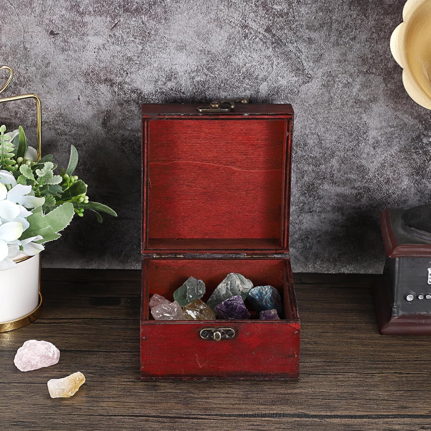 Small Jewelry Treasure Chest Box, Vintage Pirate Keepsakes Box for Gifts, Red We