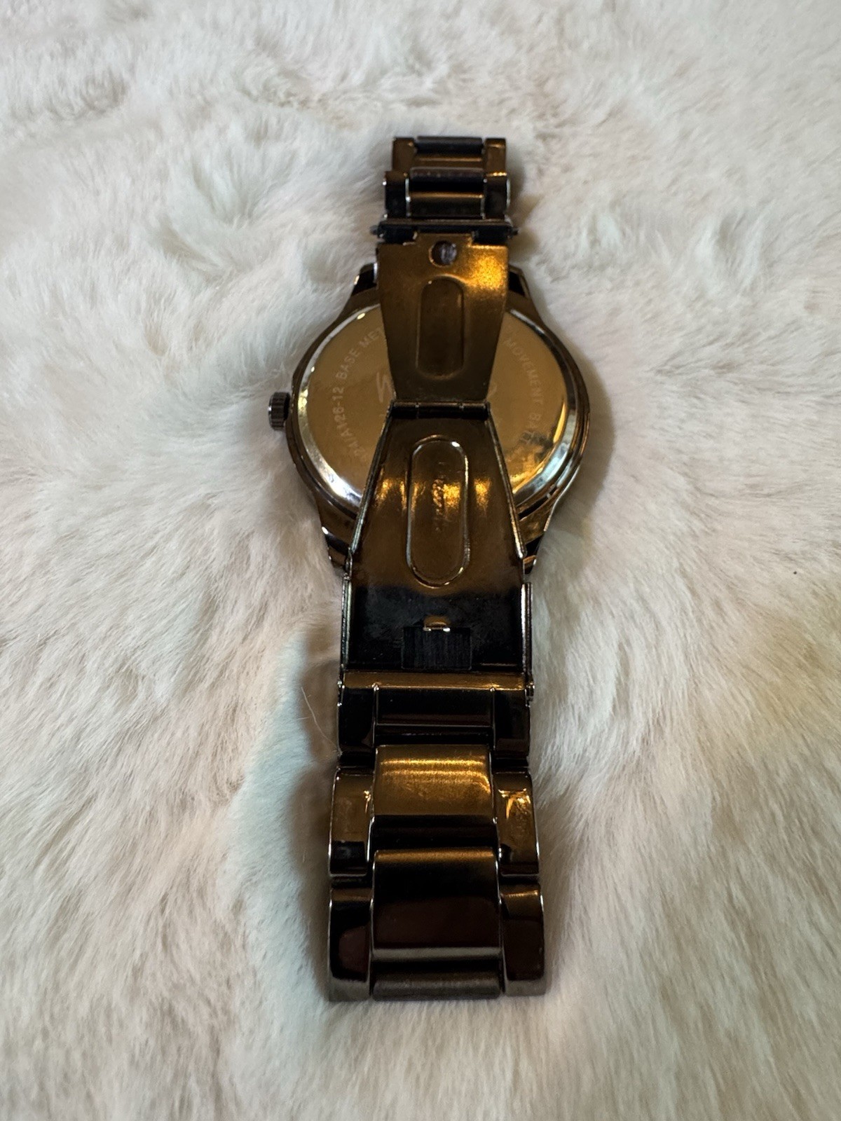 Mossimo Men’s Quartz Analog Black Dial Metal Bracelet Fixed Bezel Seconds