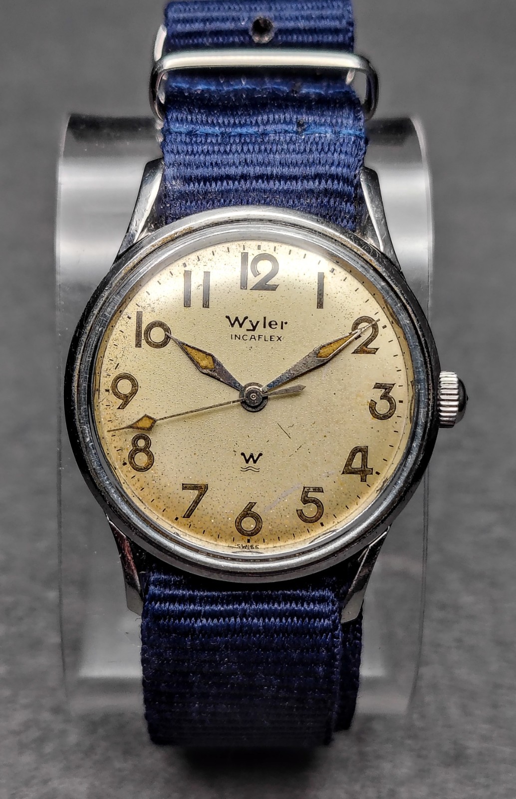 1950s Wyler Incaflex Navigator ETA 1070 Swiss Watch Runs Great Original Crown