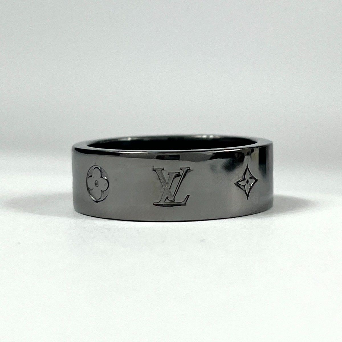 Louis Vuitton M00514 LV Ring Size L Brand OB1252
