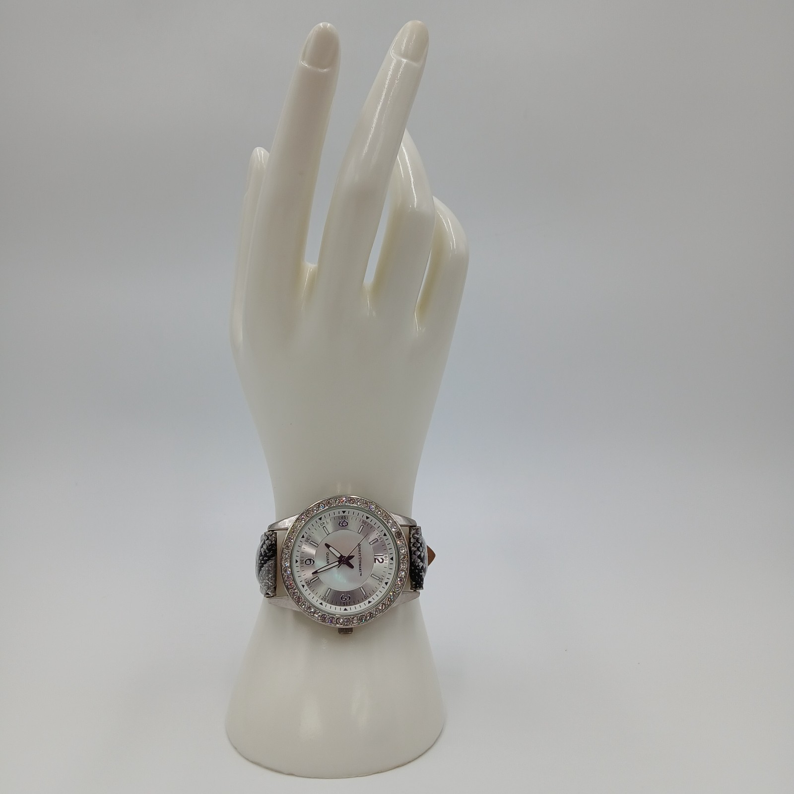 Ashley Stewart Watch Mother of Pearl Silver Tone Crystal Bezel Seconds Hand