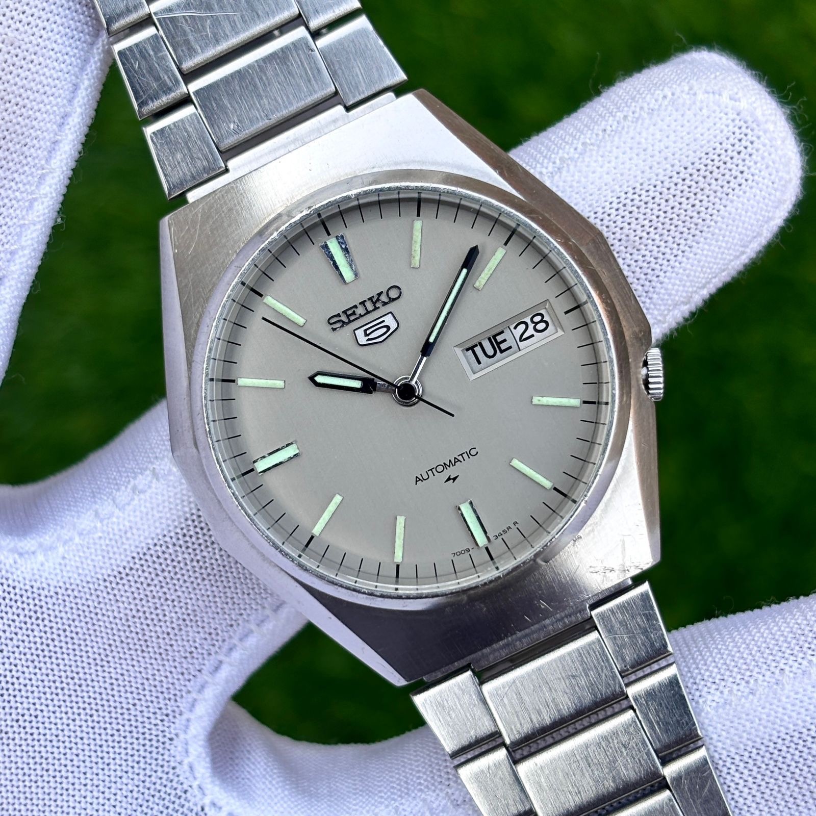 Vintage Seiko 5 Soft Skin Dial well kept Automatic Japan Men’s Watch 7009-8830