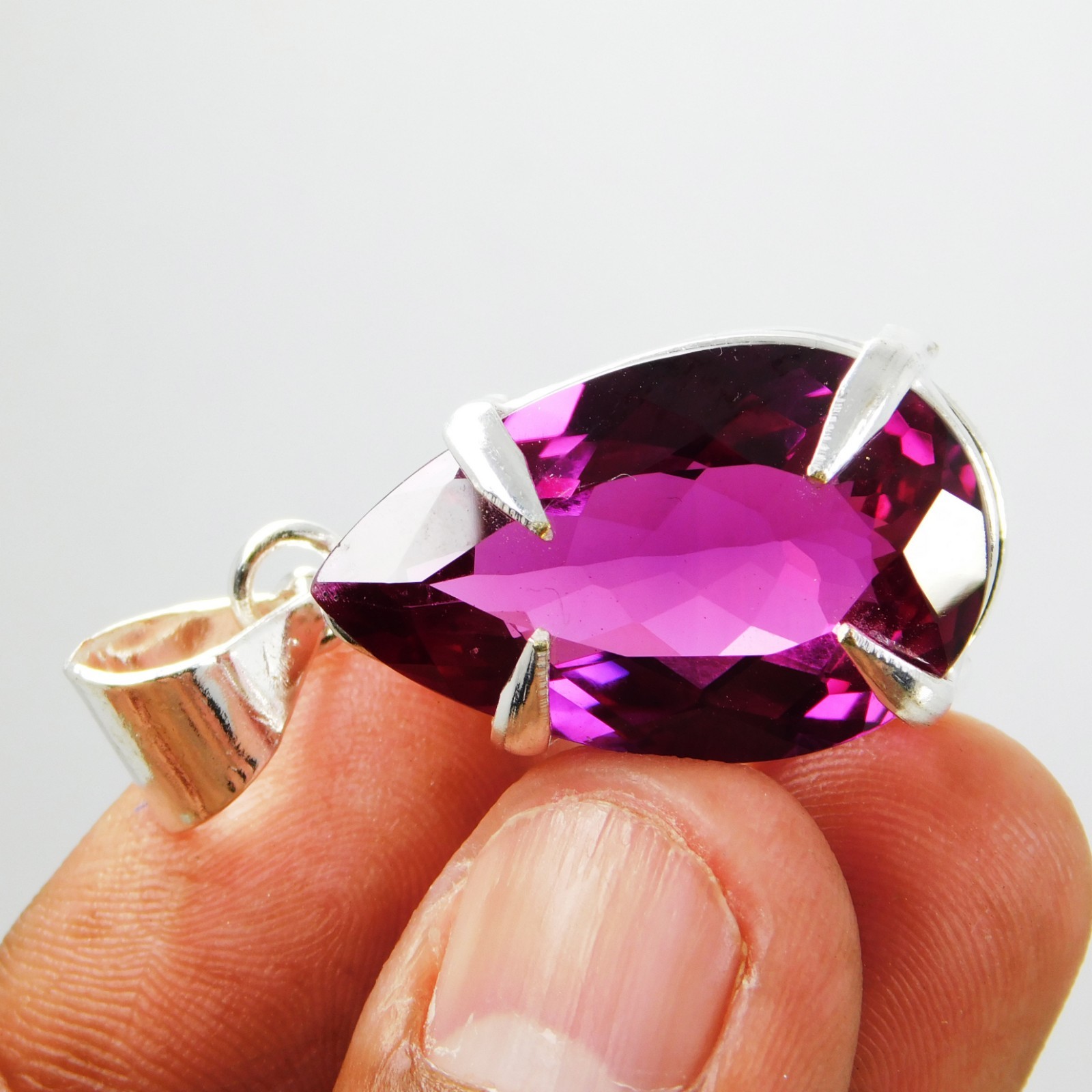 Natural 46.40Ct Rhodolite Garnet Raspberry IGL Gemstone 925 Solid Silver Pendant