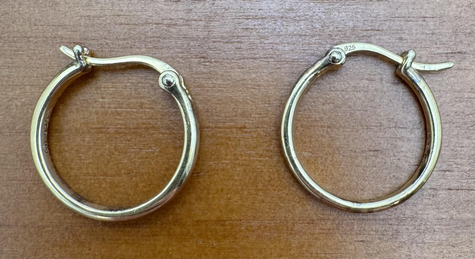 Sterling Silver 925 Round Hoop Earrings Small Gold Tone Latch Back No Stone