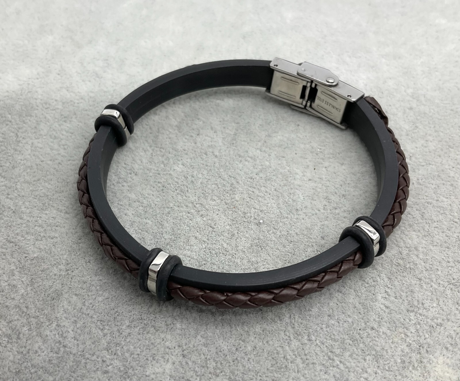 Michael Kors leather & stainless steel bracelet set in box *see description* N6
