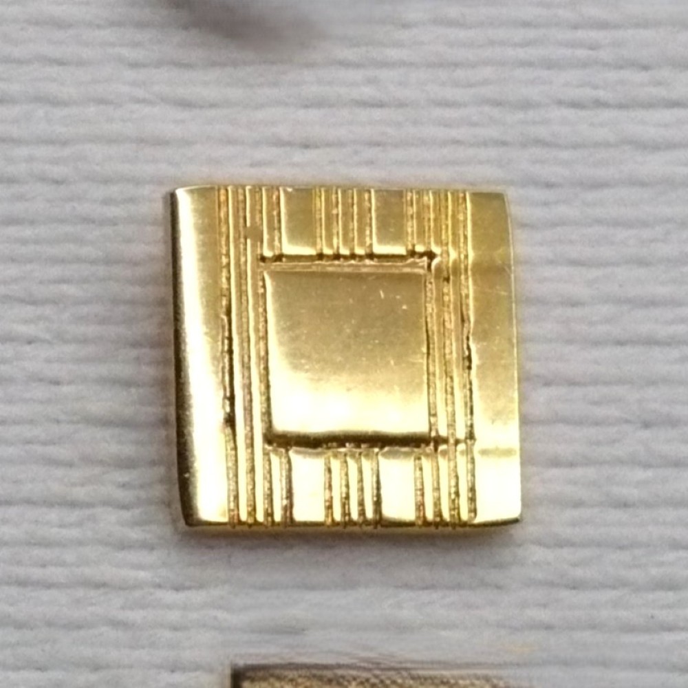Polished Power Chain & Bar Tie Tack