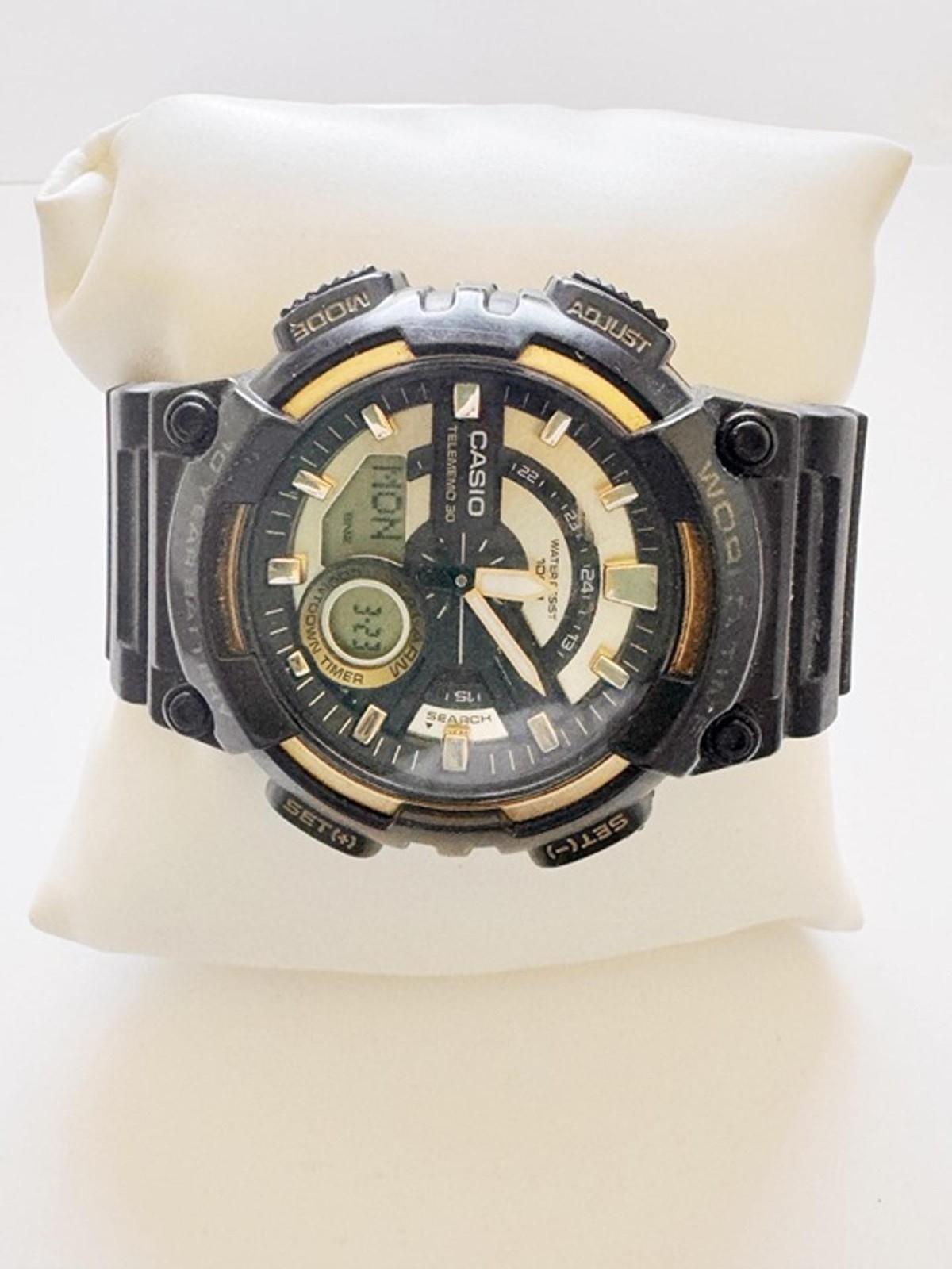 Casio Telememo 30 World Time Men’s Watch 45mm Black Gold Running