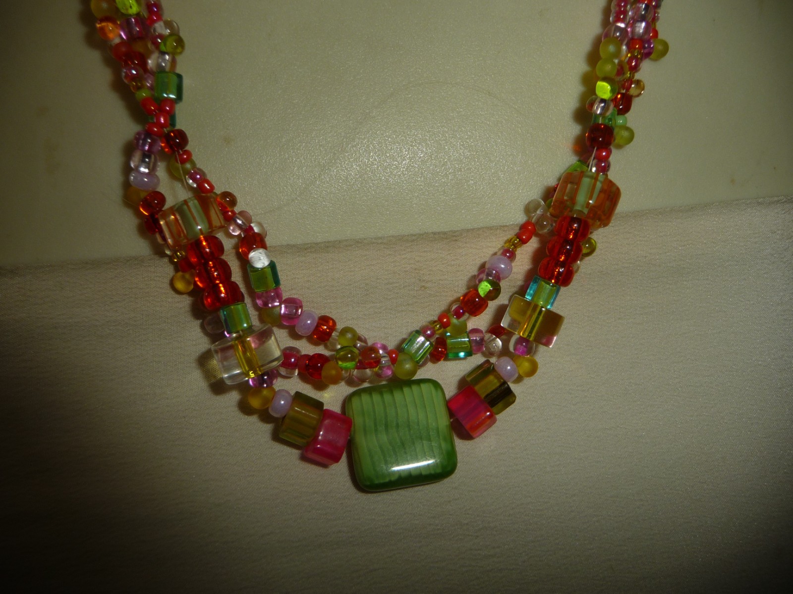 3 STRANDS OF MULTI COLORED GLASS BEAD BIB 10” L BEADS NECKLACE #12/20