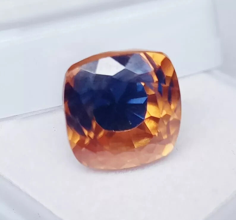 20-22 Ct Pitambari Sapphire Cushion Natural Bi-Color Certified Loose Gemstone