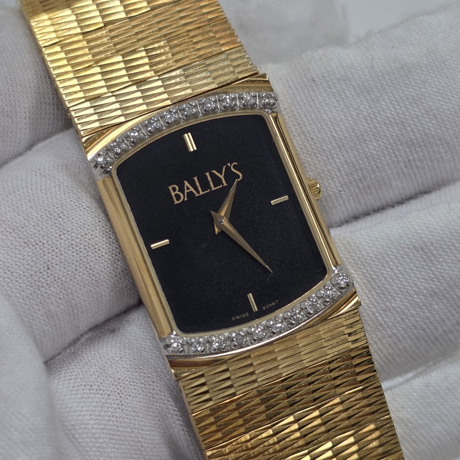 Vintage Bulova Tank Mens Watch Bally’s Advertising Diamond Gold Plated Italy