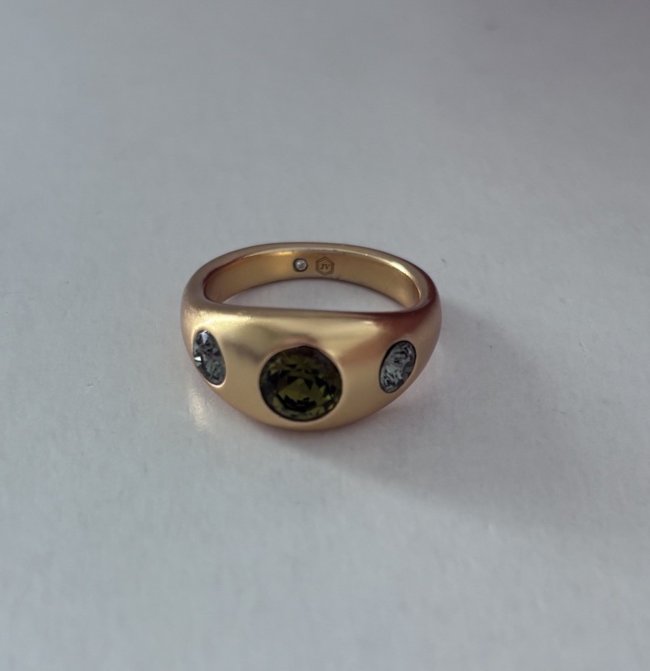 Brand New. $125 Julie Vos Rainbow Blue Twilight Signer Ring