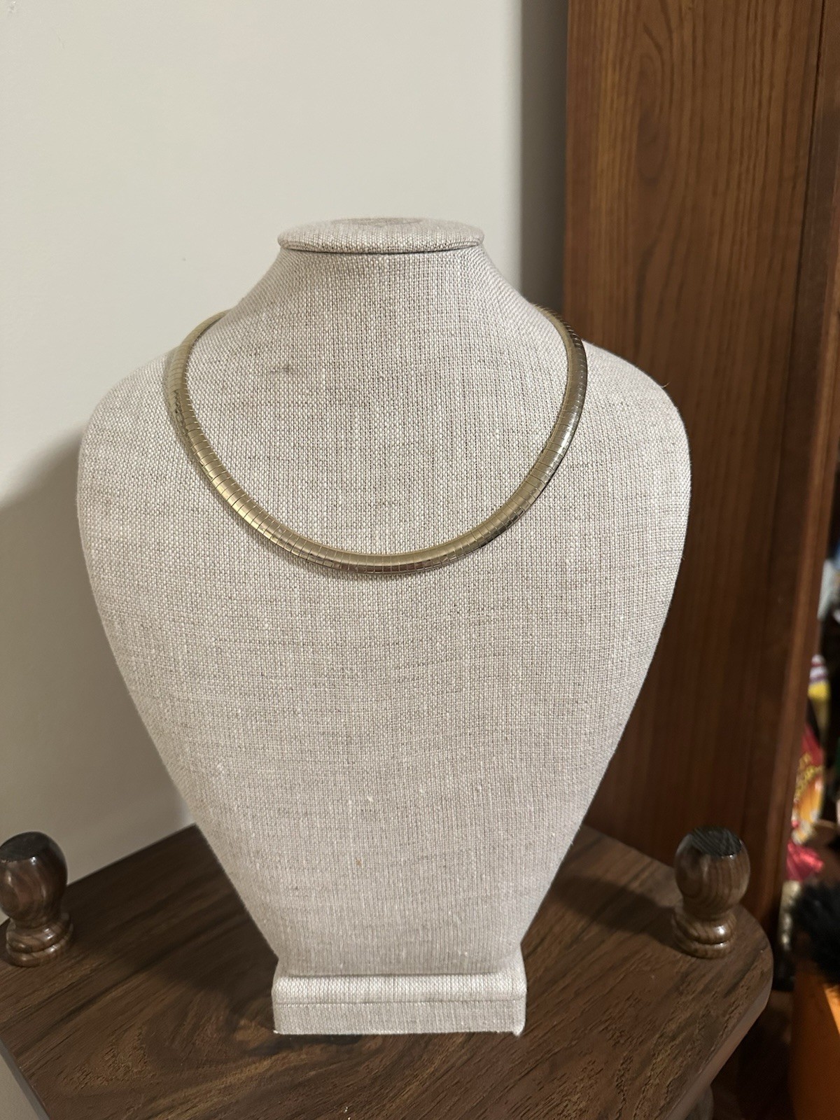 Goldtone OMEGA Necklace 18 Inches Long 1/4 Inch Wide Great Condition Vintage 80s