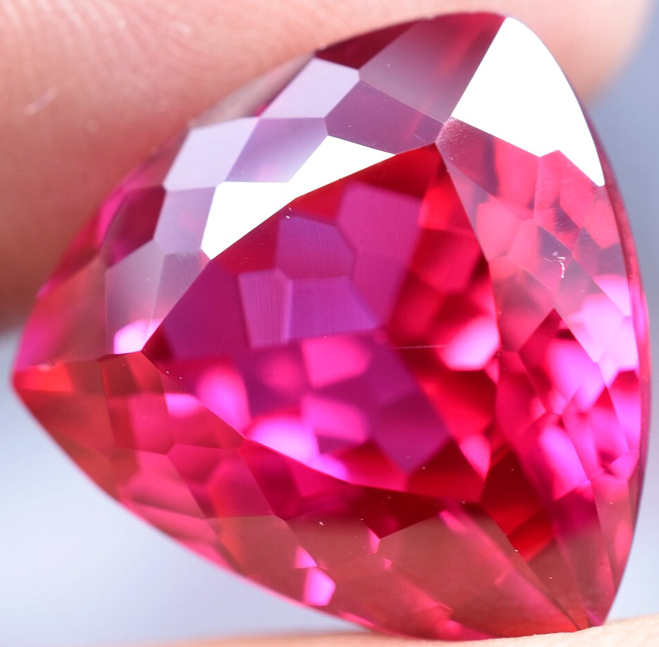 Extremely Rare & Natural 22.65 Ct SUNRISE RUBY GGL Certified Loose Gemstone