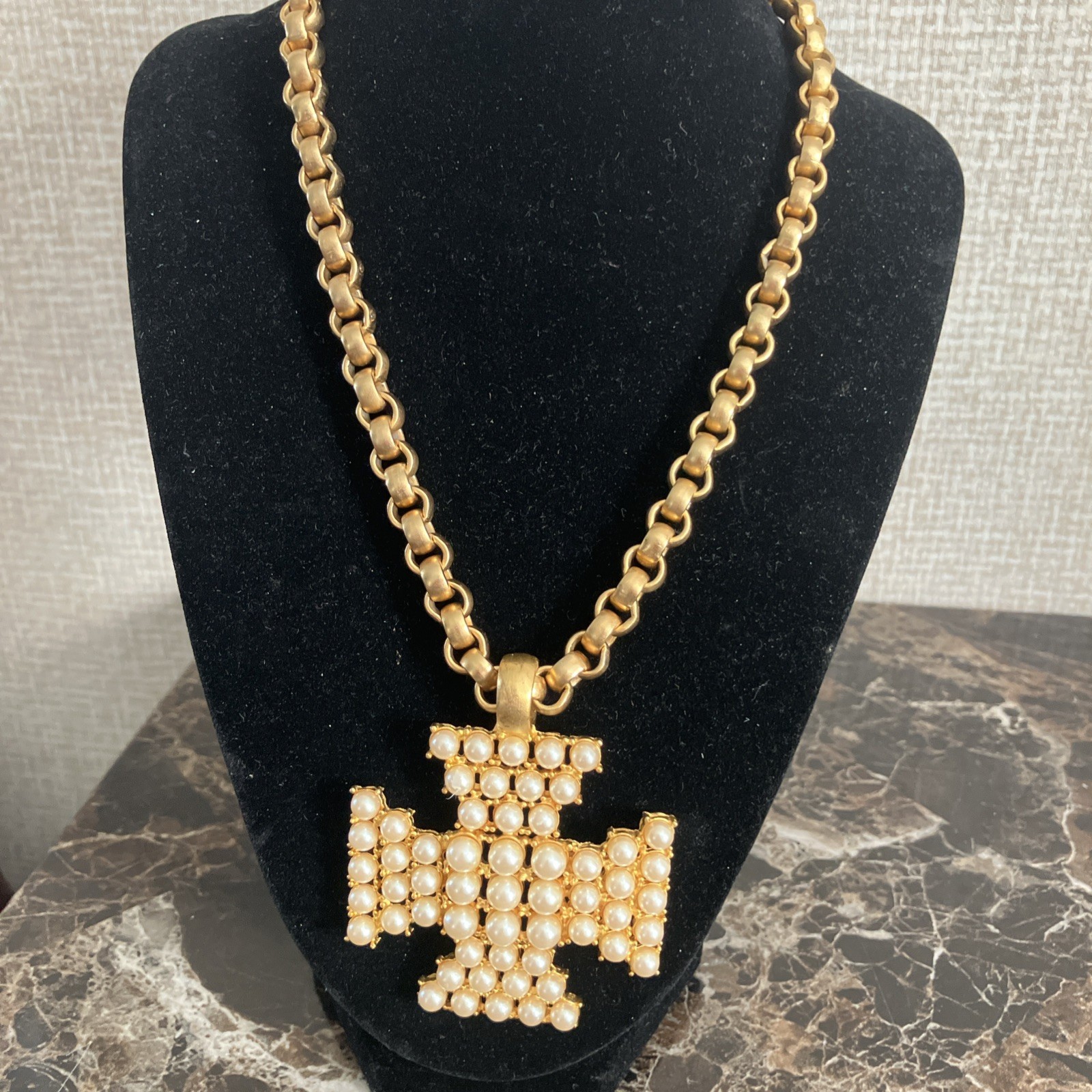 Vintage HIGH END Maltese Cross On Brushed Gold tone Heavy Chain – Ann Taylor?