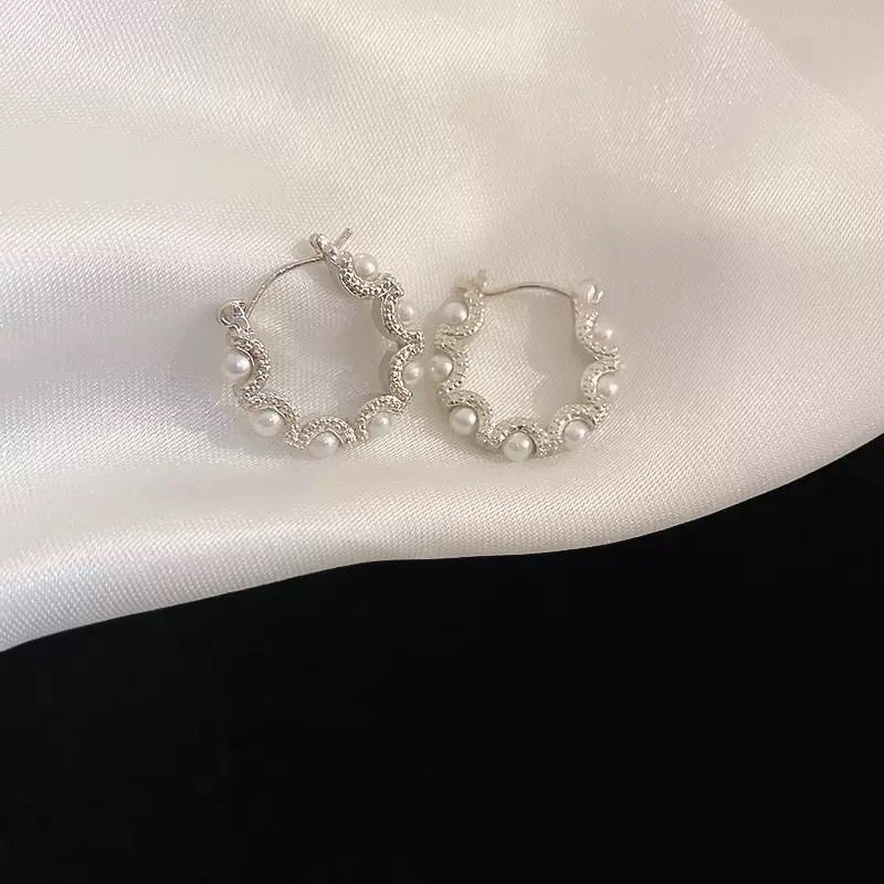 Silver Pearl Hoop Earrings Round Elegant Huggie Hoop Earrings Bridal Jewelry 396