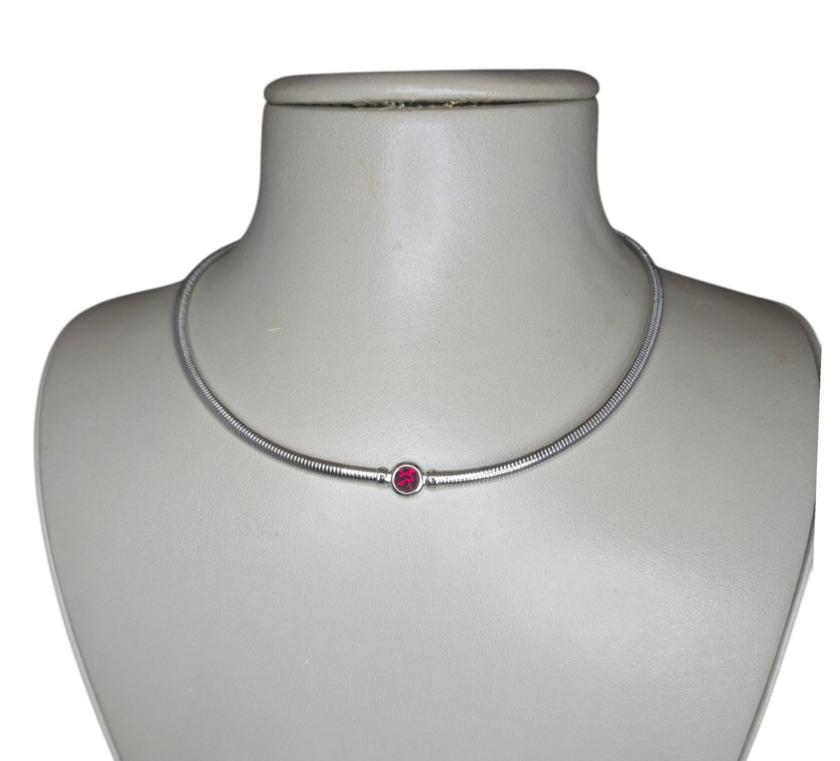 Stephan & Co Women’s Trendy Silver Plated Omega Red Rhinestone Necklace NWT