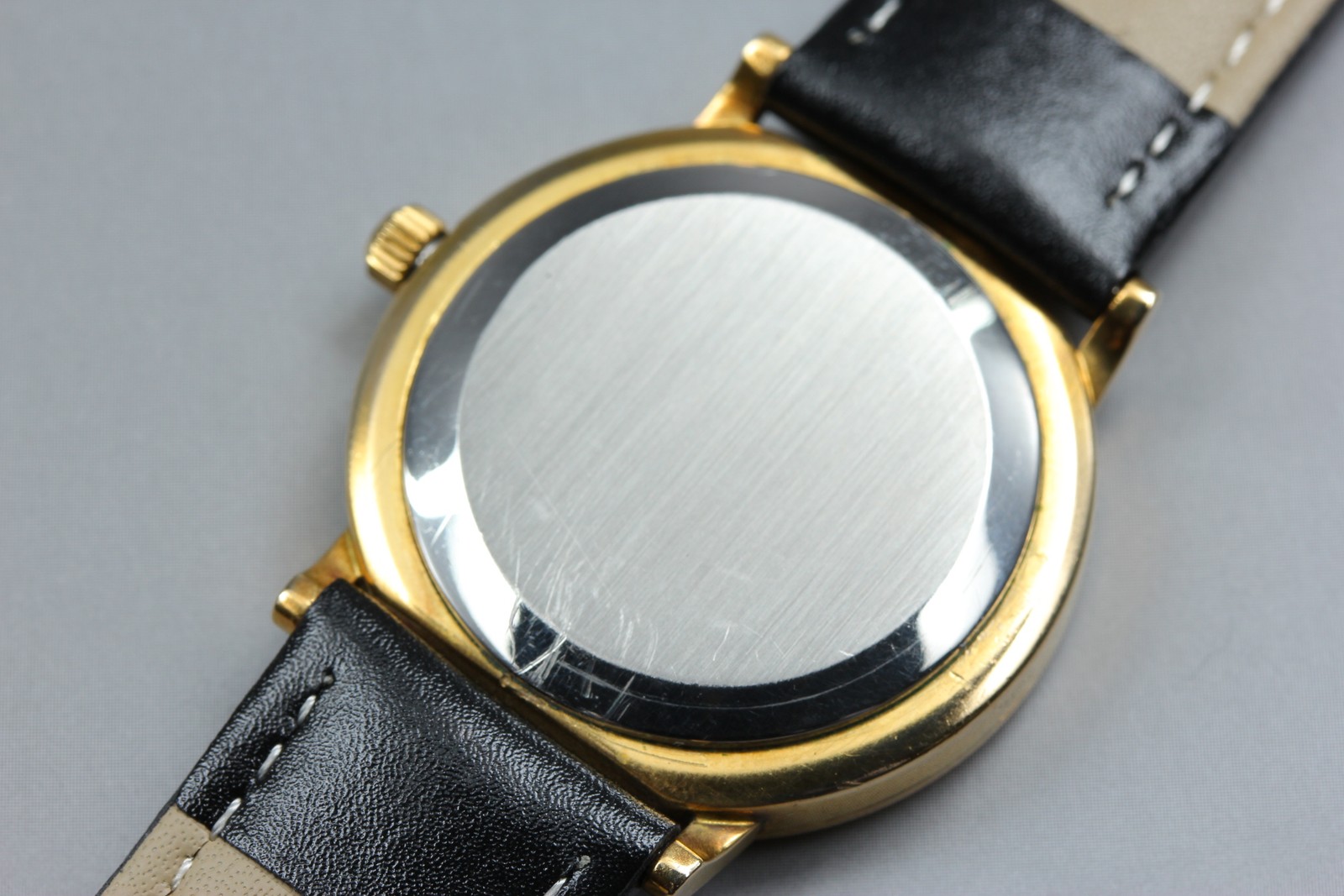 Vintage 1980 OMEGA Constellation Mens Cal.1330 Ref.191.032 Quartz From Japan