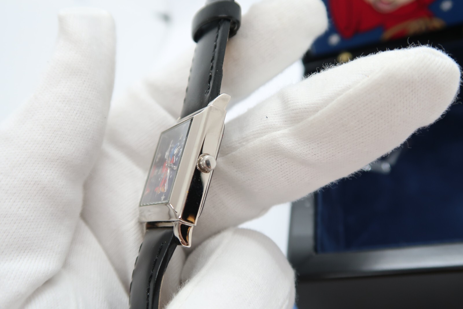MICKEY MOUSE, 75 Year Disney, “Sorcerer’s Apprentice” LE CHARACTER WATCH,R8-84