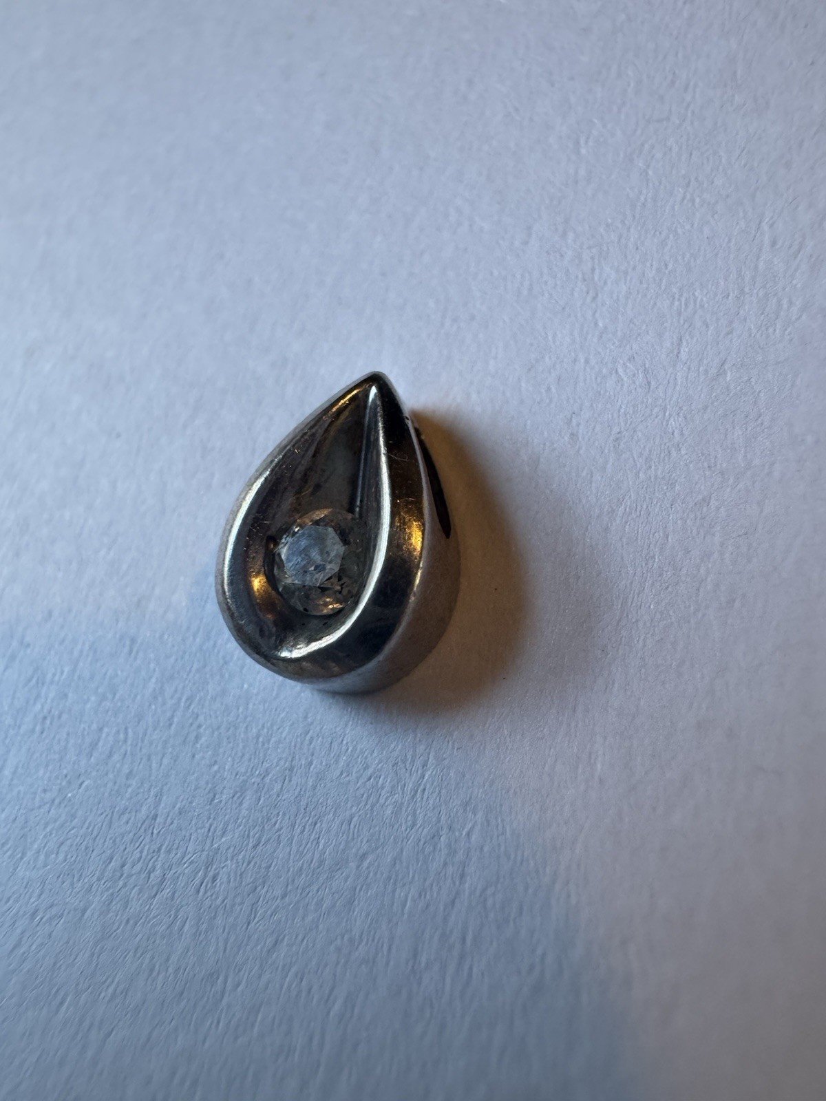 VTG 14K SOLID WHITE GOLD DIAMOND TEARDROP PENDANT Round 3 mm Diamond 1.1 Gram