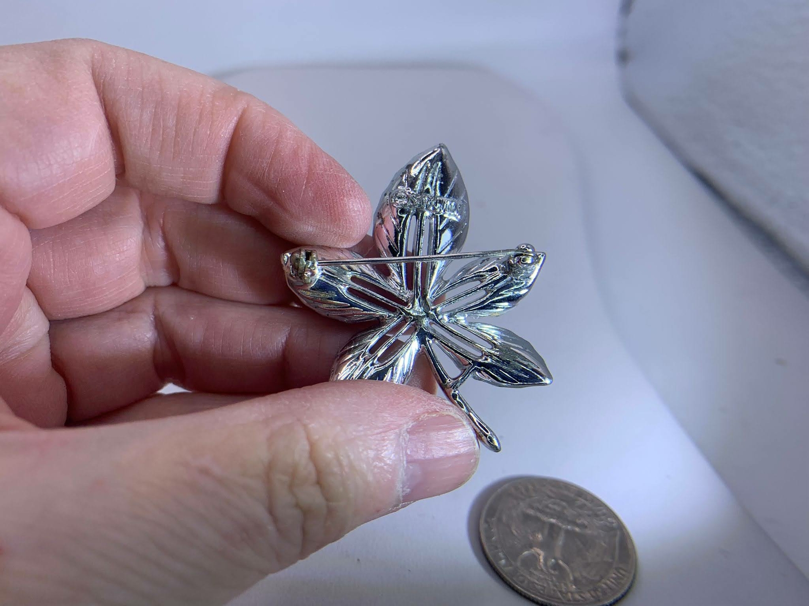 Leaf Chesnutt Etched & Polished SARAH COVENTRY Vintage Silver Pin Brooch V-3372*