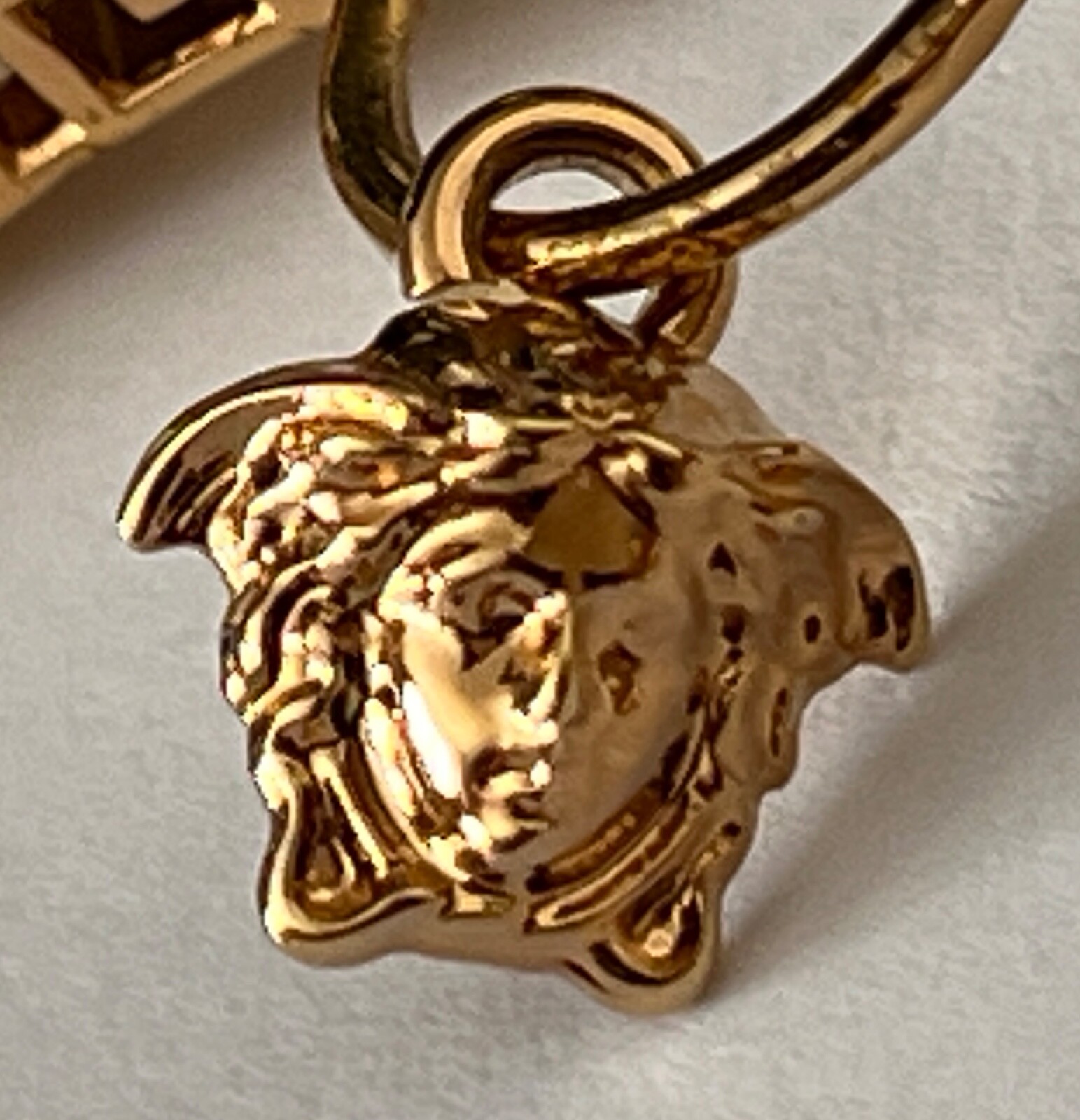 NIB Versace Medusa Logo Charm Greca Greek Key Gold Large Curved Hoop Earrings