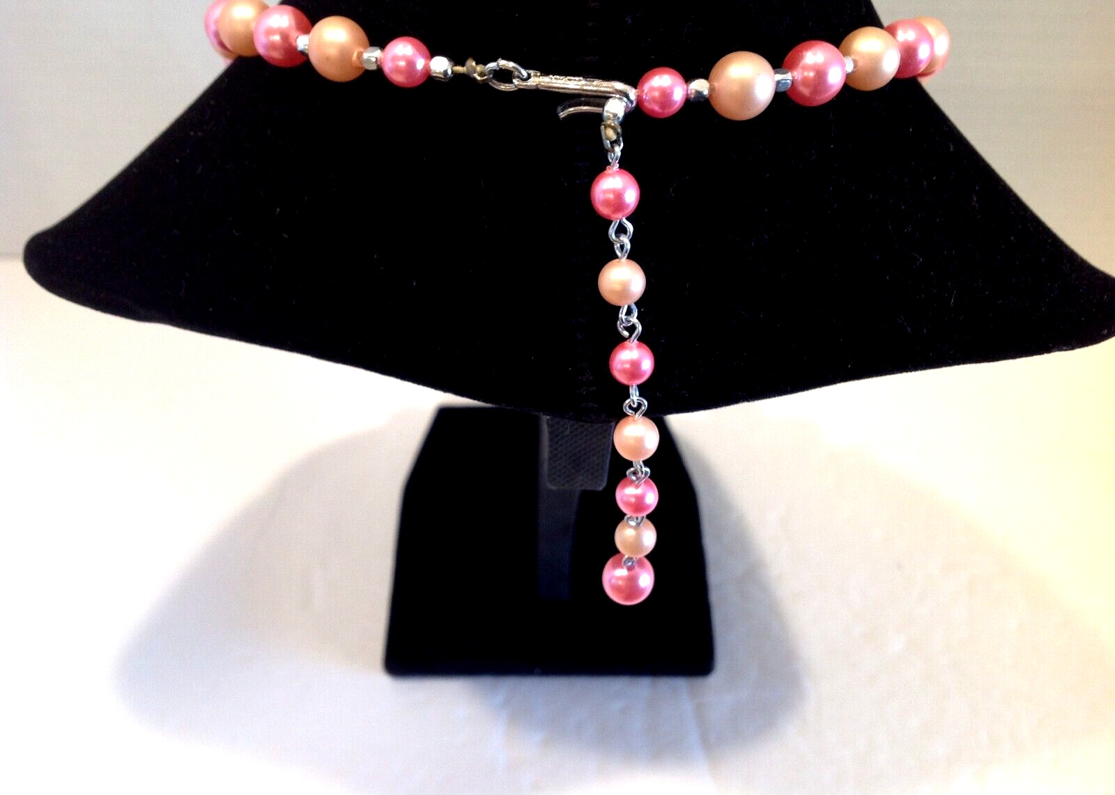 Vintage Pink and Peach Beaded Necklace-Unsigned Japan 24″ Long