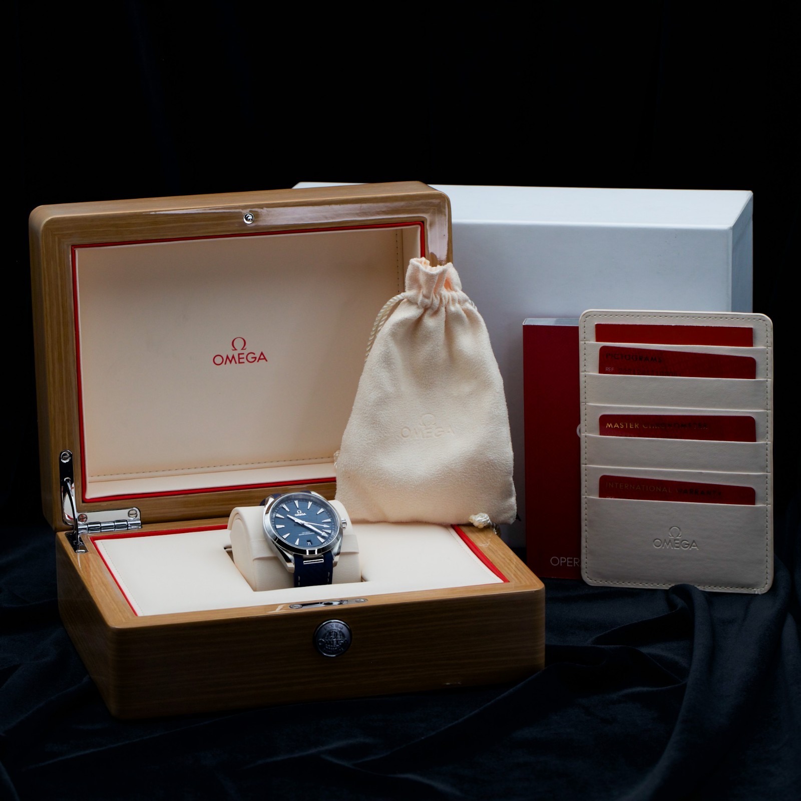 Omega Seamaster Aqua Terra 150M 220.12.41.21.03.001 MINT 2021 COMPLETE SET