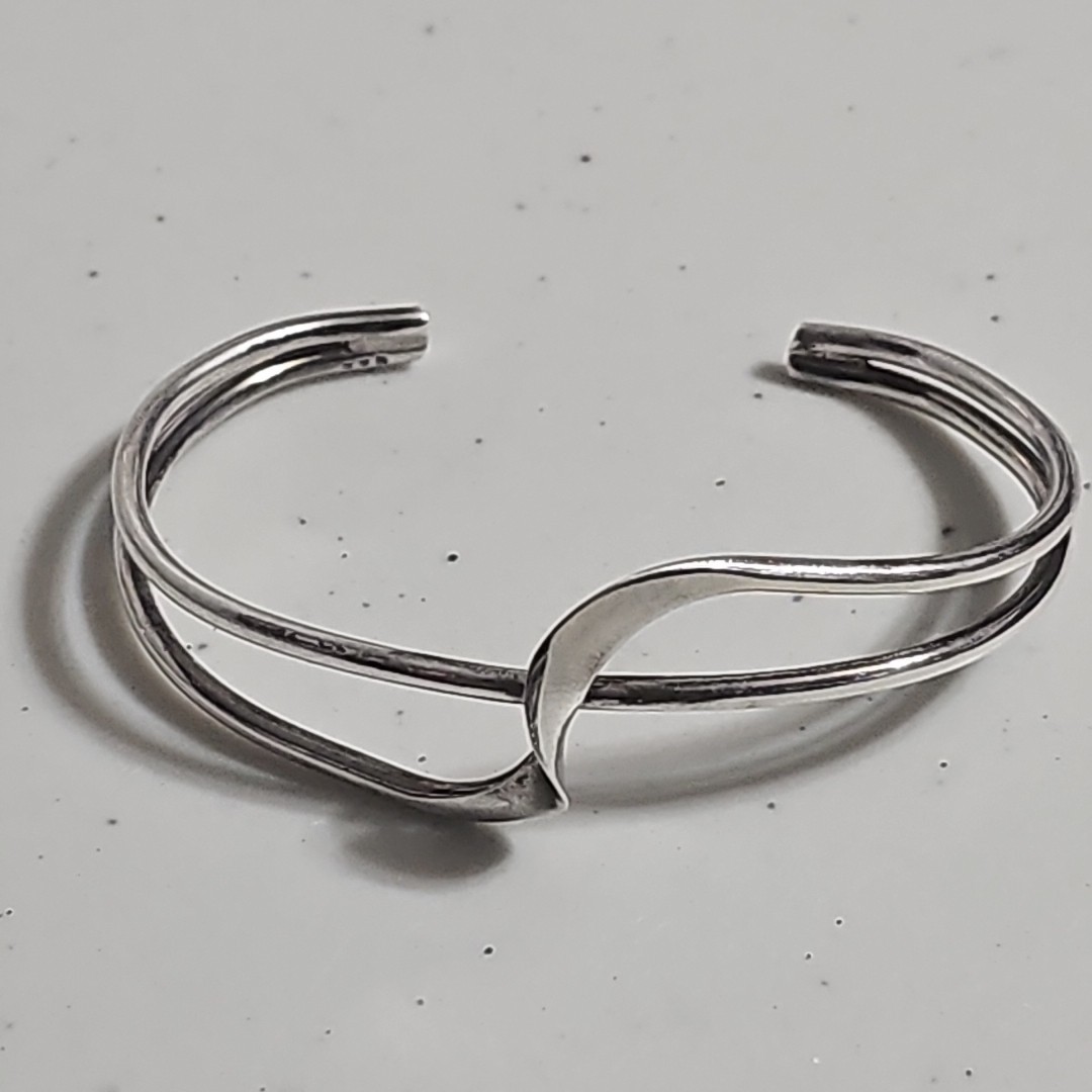.925 Sterling Silver Cuff Bracelet, 2 1/2″ x 1 3/4″, 13.43g., 5mm