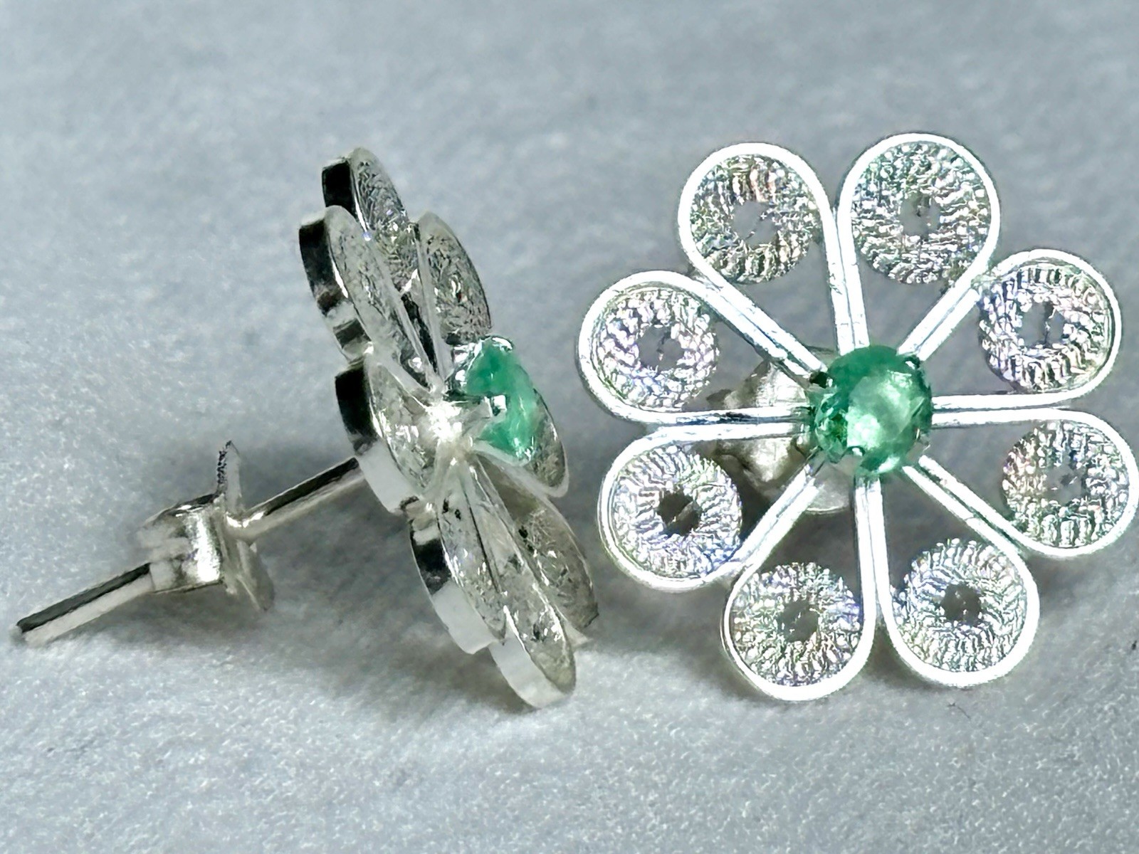 Genuine Colombian emerald earrings, Handmade filigree earrings, silver 925,
