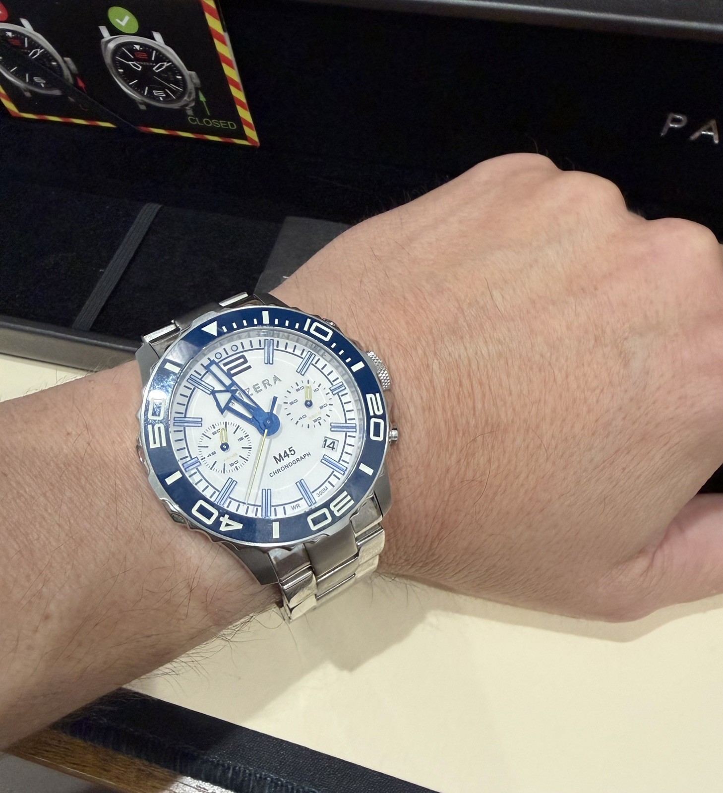 Panzera M45 Chronograph 300M Dive Watch Full Kit Box Papers Extra Links
